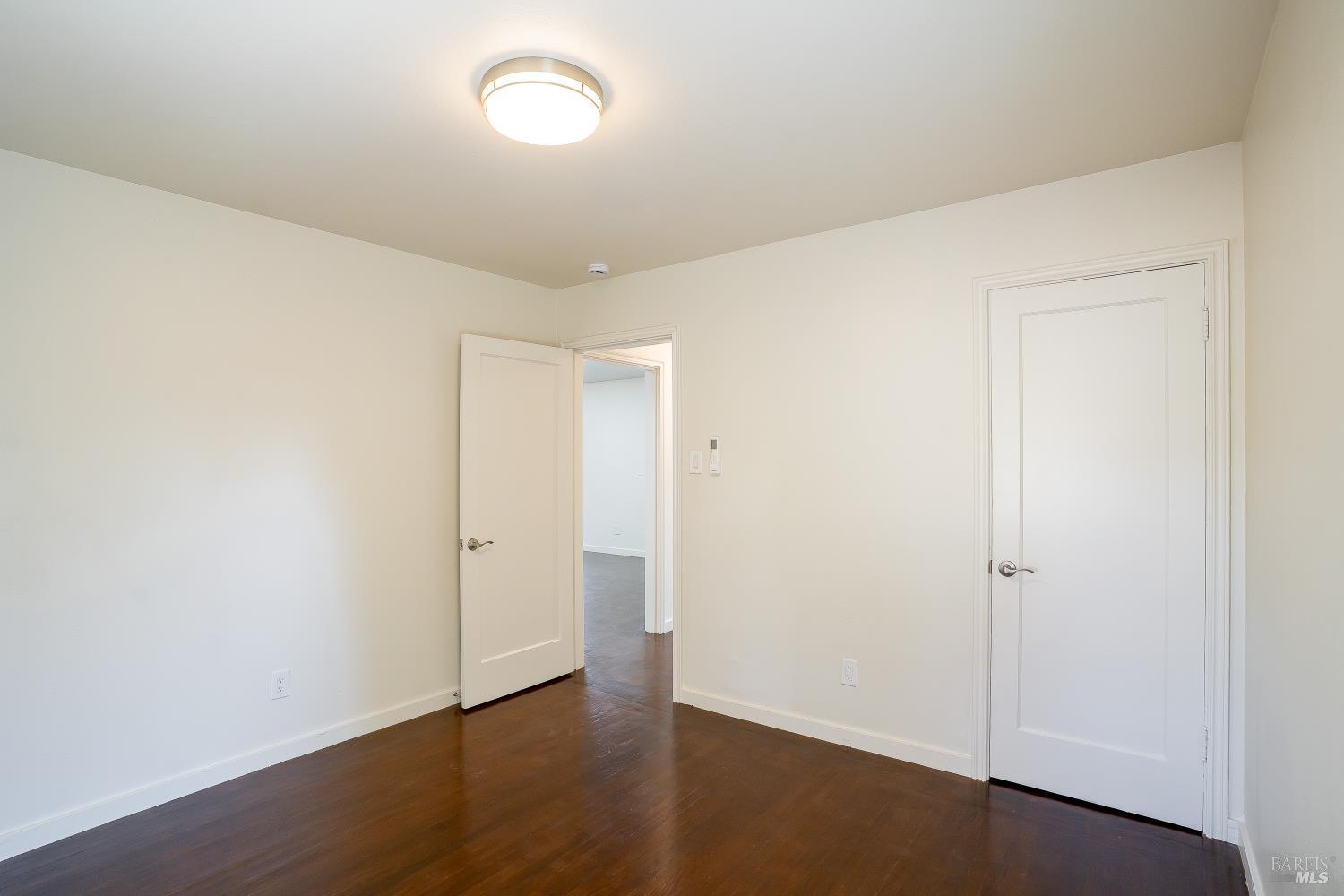 Detail Gallery Image 10 of 35 For 413 S Jefferson St, Napa,  CA 94559 - 2 Beds | 1 Baths