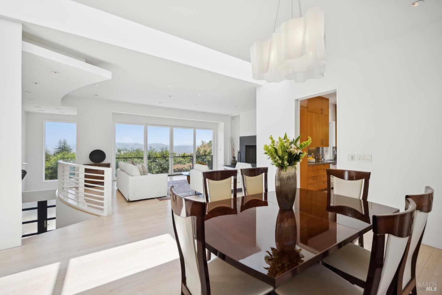 Detail Gallery Image 9 of 43 For 325 via La Cumbre Unkn, Greenbrae,  CA 94904 - 3 Beds | 3/1 Baths