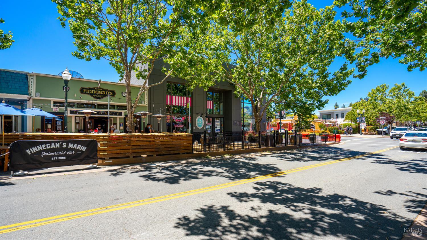 Detail Gallery Image 26 of 36 For 4 Bridle Path Ln, Novato,  CA 94945 - 2 Beds | 1 Baths