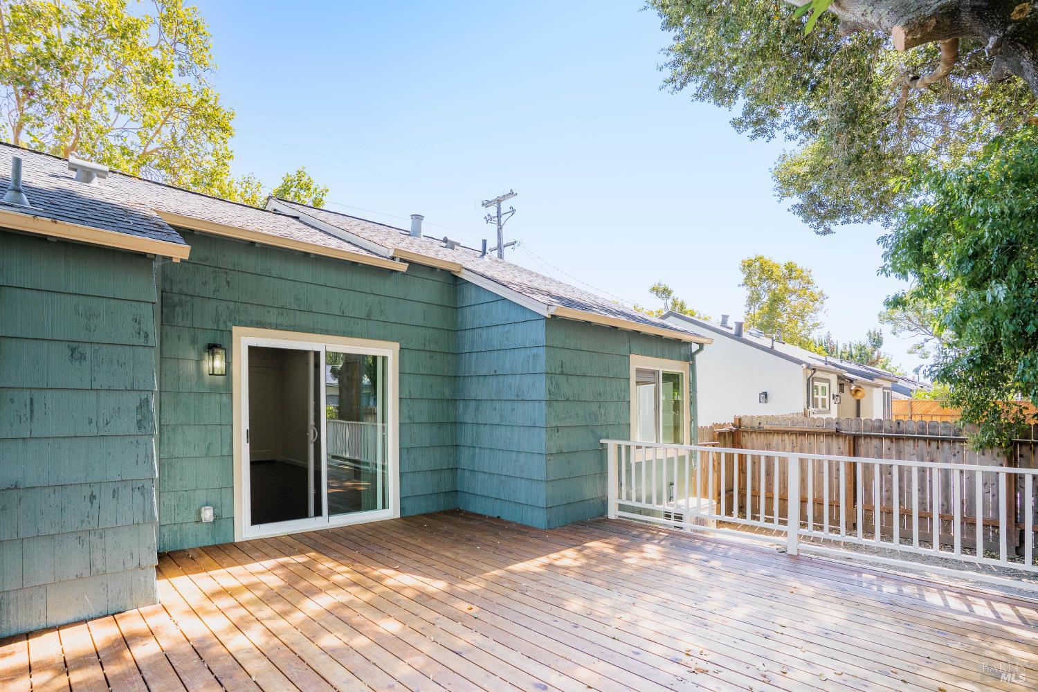 Detail Gallery Image 23 of 35 For 413 S Jefferson St, Napa,  CA 94559 - 2 Beds | 1 Baths