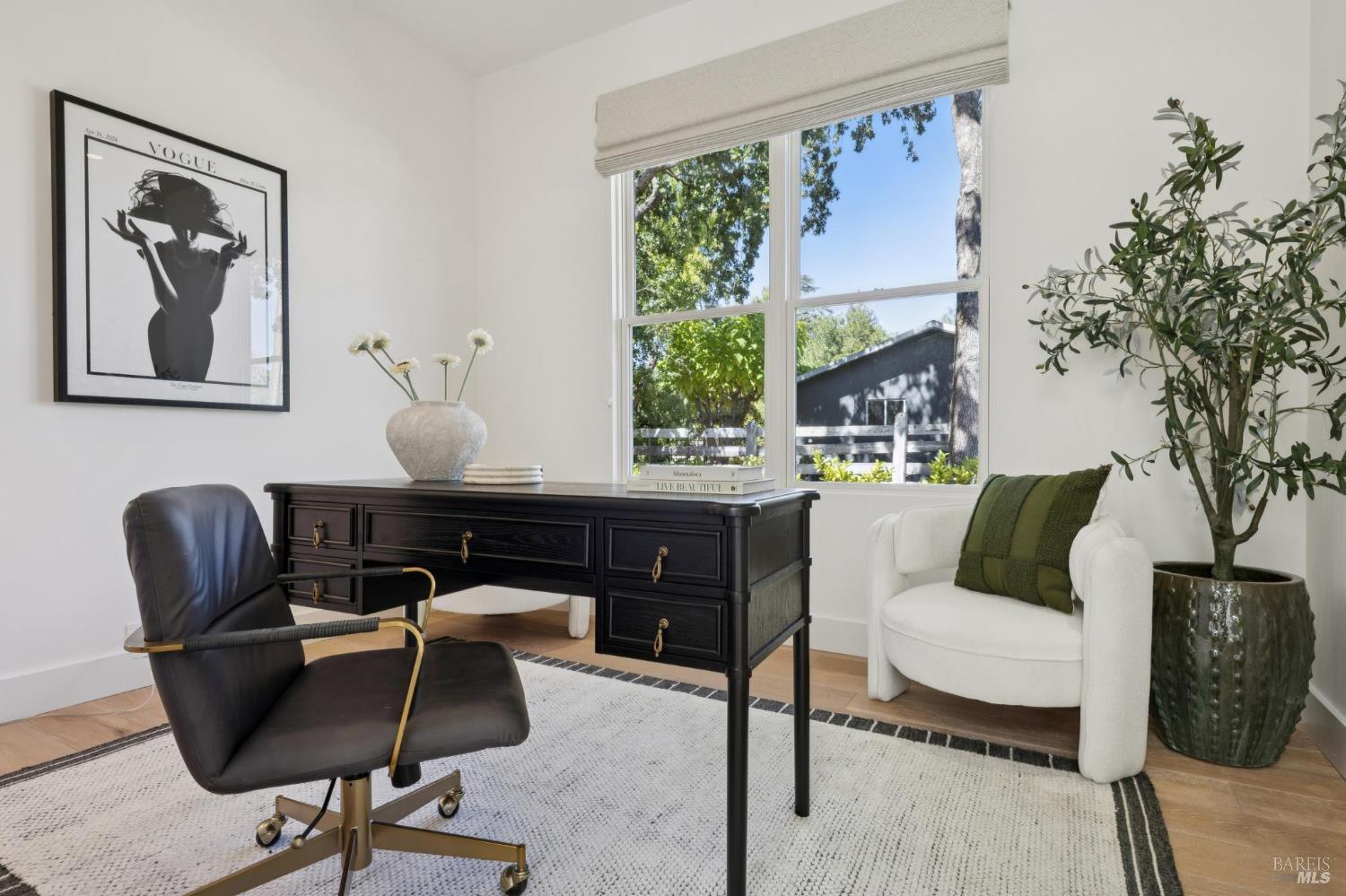 Detail Gallery Image 34 of 96 For 20685 5th St, Sonoma,  CA 95476 - 3 Beds | 3/1 Baths