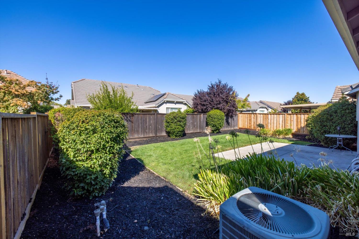 Detail Gallery Image 26 of 44 For 3091 Red Maple Ct, Vacaville,  CA 95687 - 2 Beds | 2 Baths