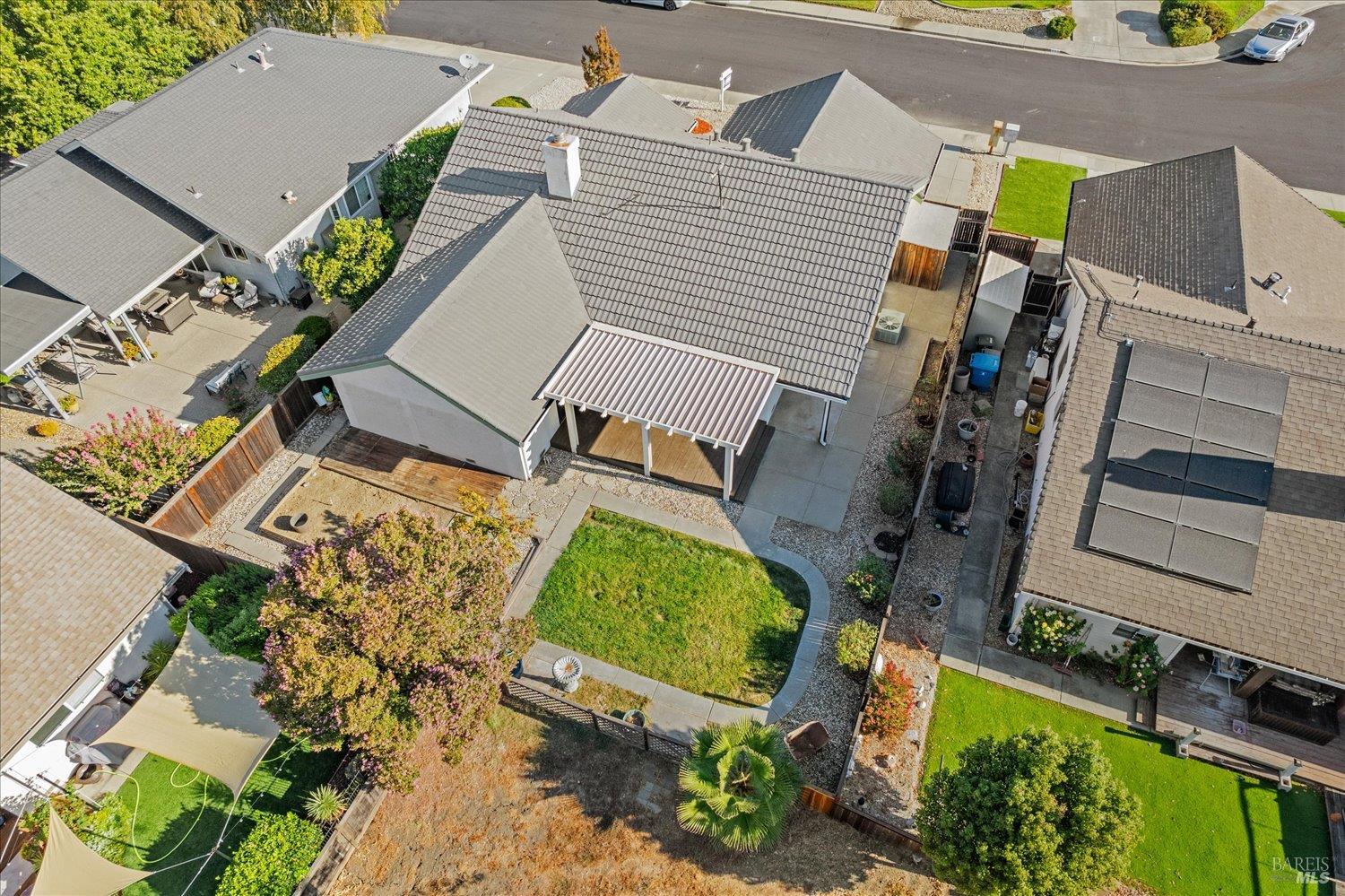 Detail Gallery Image 32 of 49 For 107 Inyo Ct, Vacaville,  CA 95687 - 3 Beds | 2 Baths
