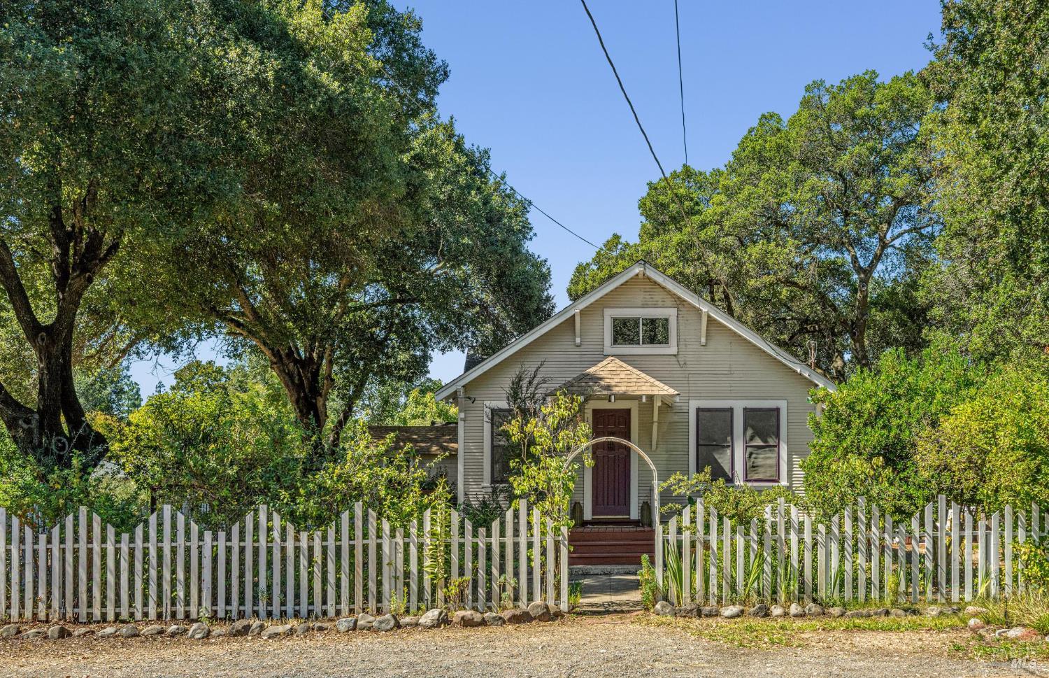 Detail Gallery Image 1 of 52 For 19108 Bay St, El Verano,  CA 95476 - 1 Beds | 1 Baths