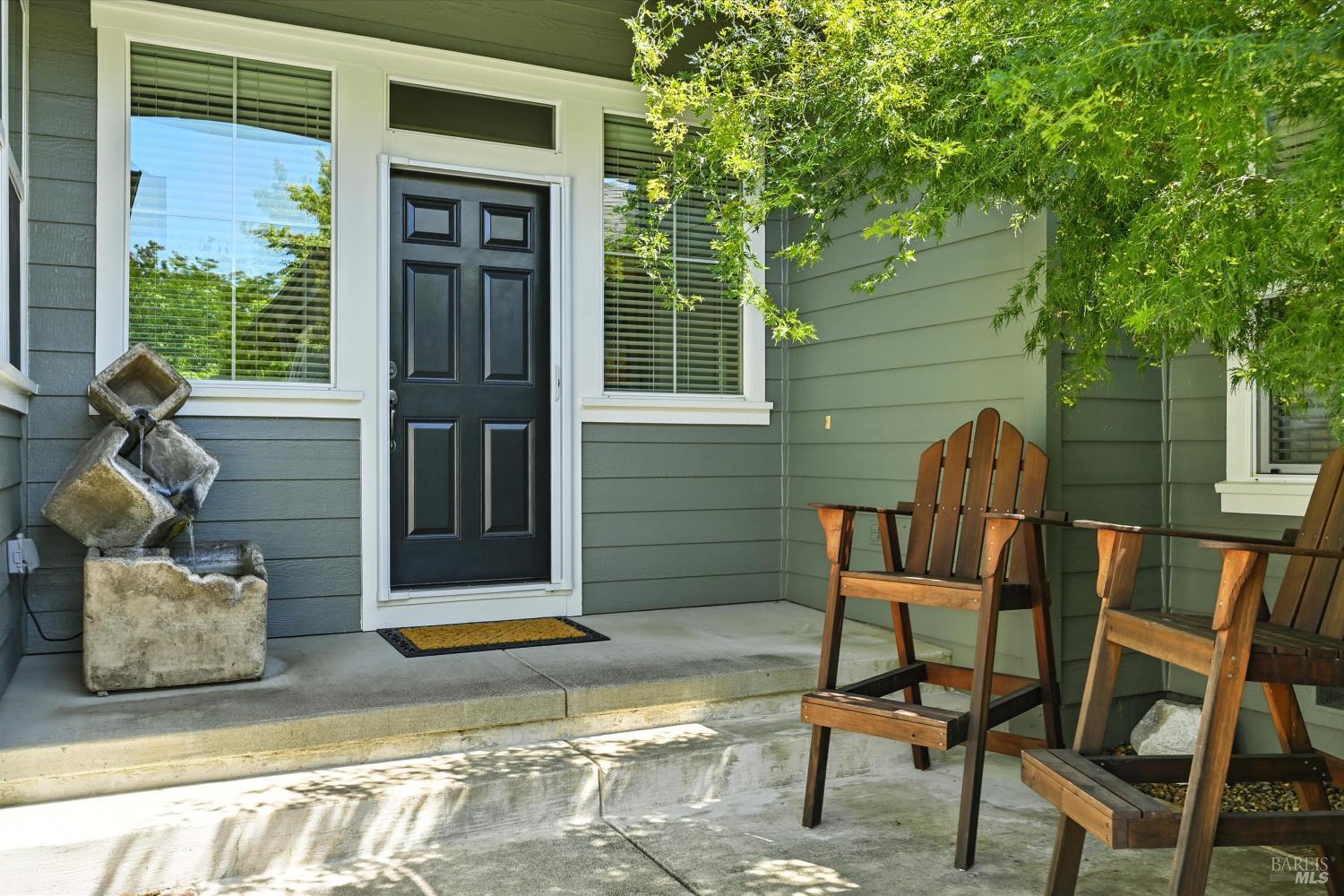 Detail Gallery Image 4 of 32 For 462 Riesling St, Cloverdale,  CA 95425 - 3 Beds | 2 Baths
