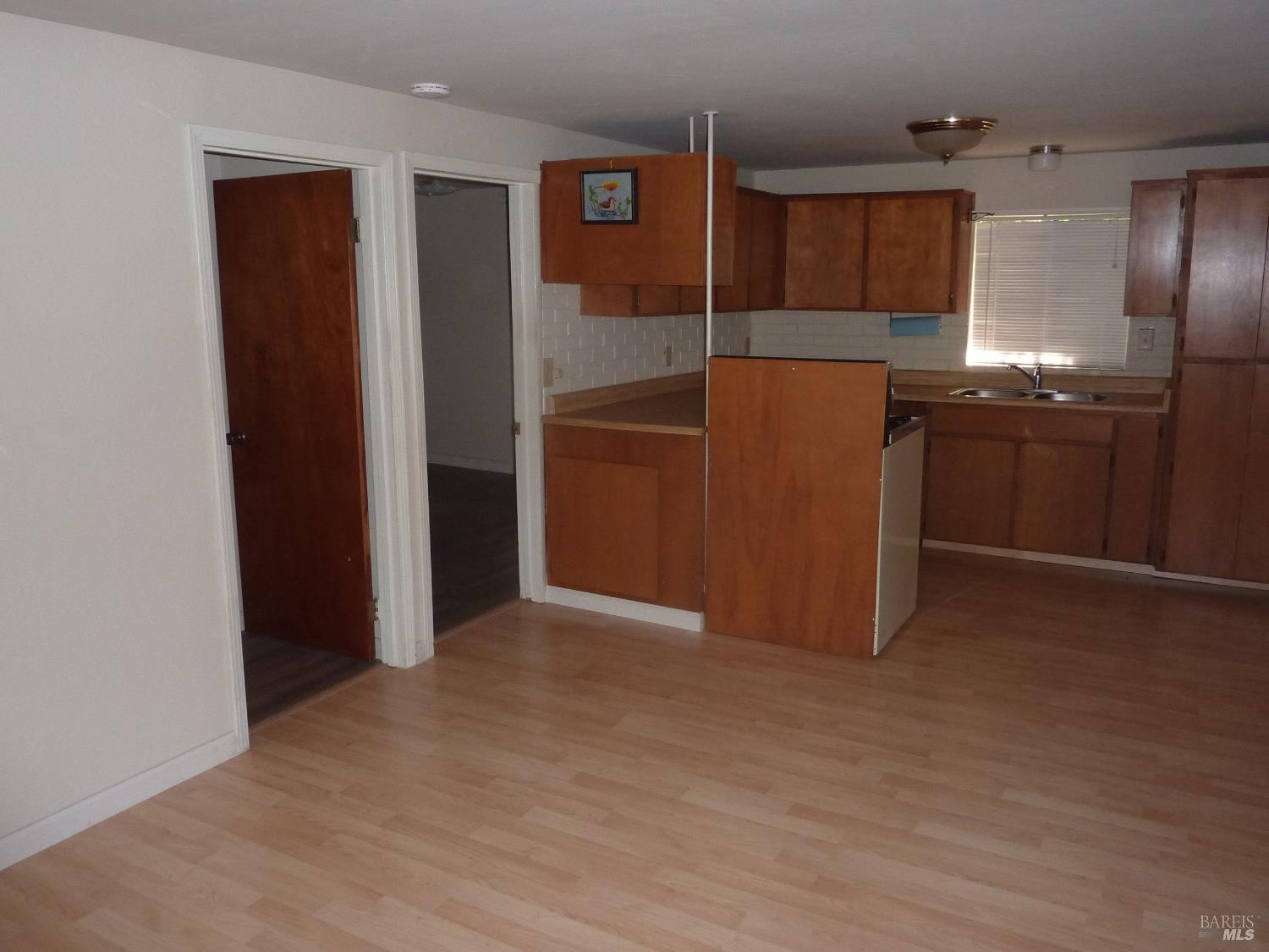 Detail Gallery Image 18 of 31 For 548 Milani Dr, Ukiah,  CA 95482 - 2 Beds | 1 Baths