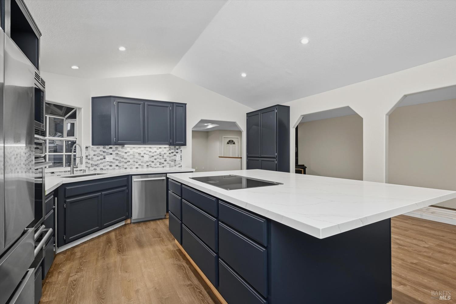 Detail Gallery Image 20 of 42 For 19231 Ravenhill Rd, Hidden Valley Lake,  CA 95467 - 3 Beds | 2 Baths