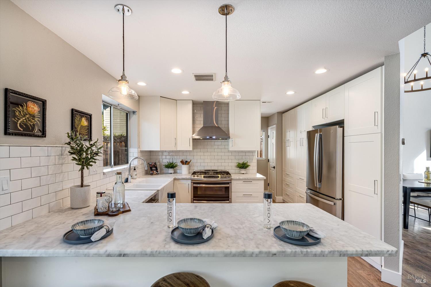 Detail Gallery Image 13 of 50 For 835 Knight St, Sonoma,  CA 95476 - 5 Beds | 4 Baths