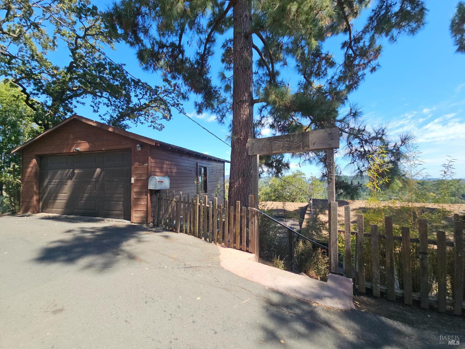 Detail Gallery Image 66 of 73 For 445 Scenic Ave, San Anselmo,  CA 94960 - 2 Beds | 2 Baths
