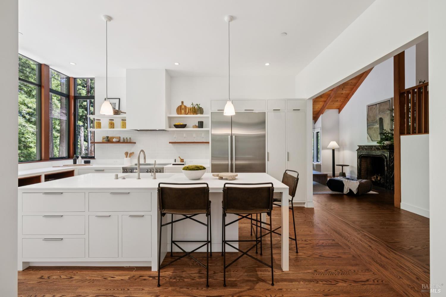 Detail Gallery Image 21 of 91 For 28 Marsh Dr, Mill Valley,  CA 94941 - 6 Beds | 4/1 Baths