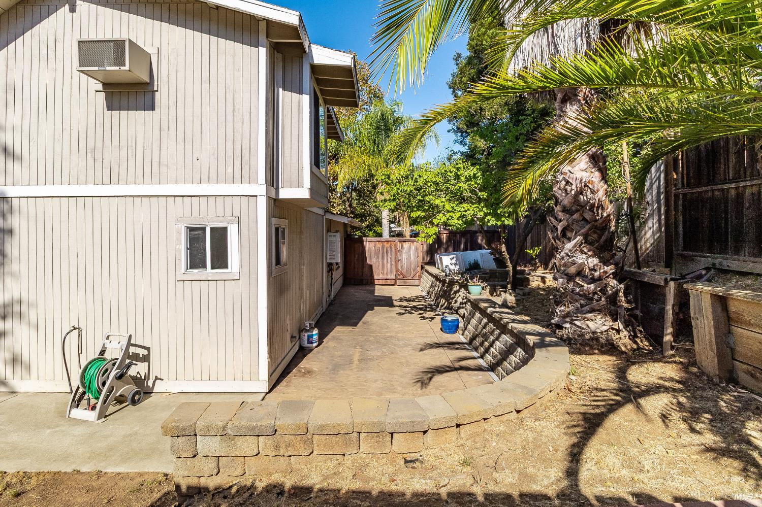 Detail Gallery Image 60 of 63 For 30 Goree Ct, Martinez,  CA 94553 - 3 Beds | 2 Baths