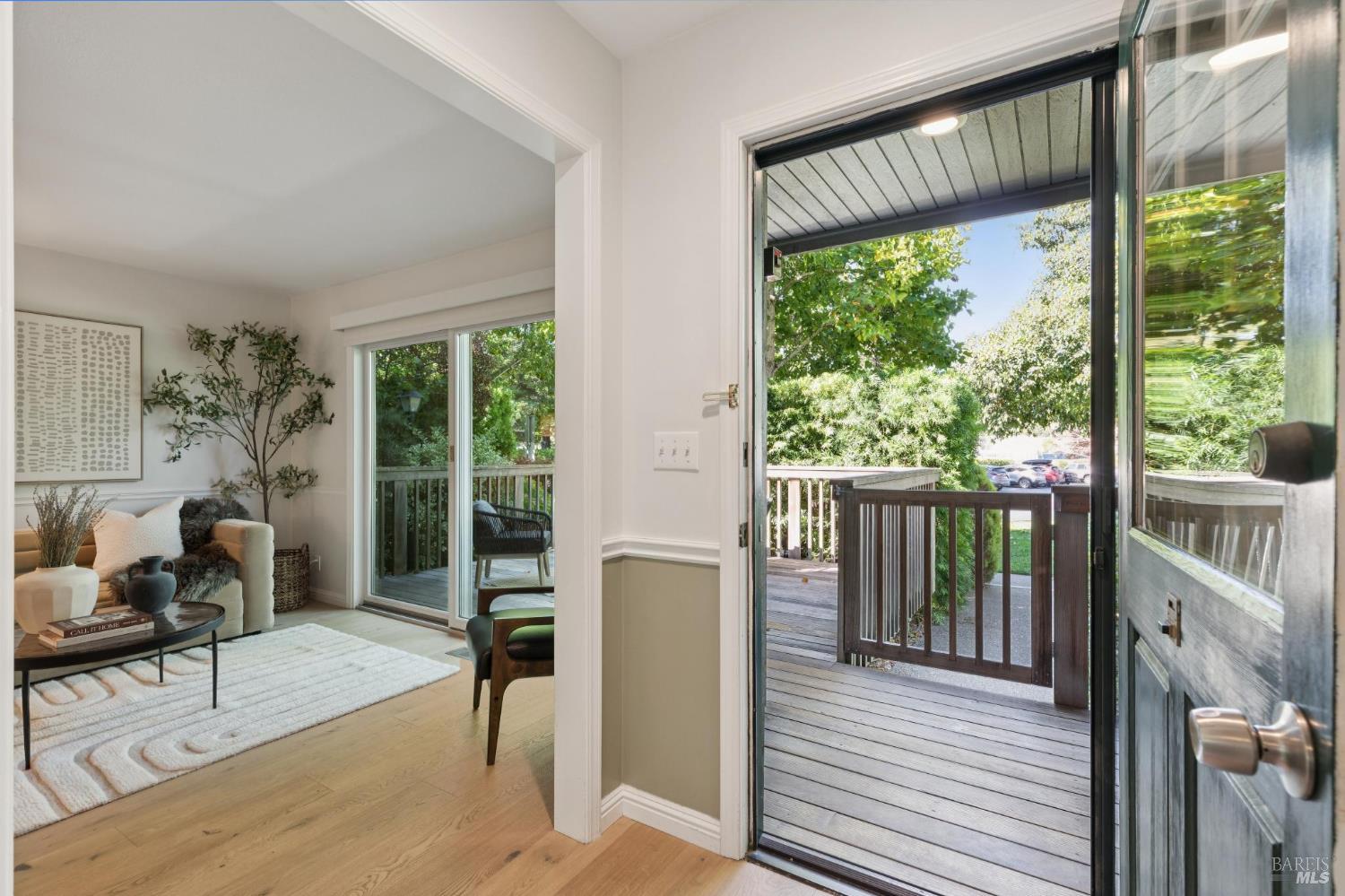 Detail Gallery Image 6 of 52 For 775 Miller Ave, Mill Valley,  CA 94941 - 1 Beds | 1 Baths