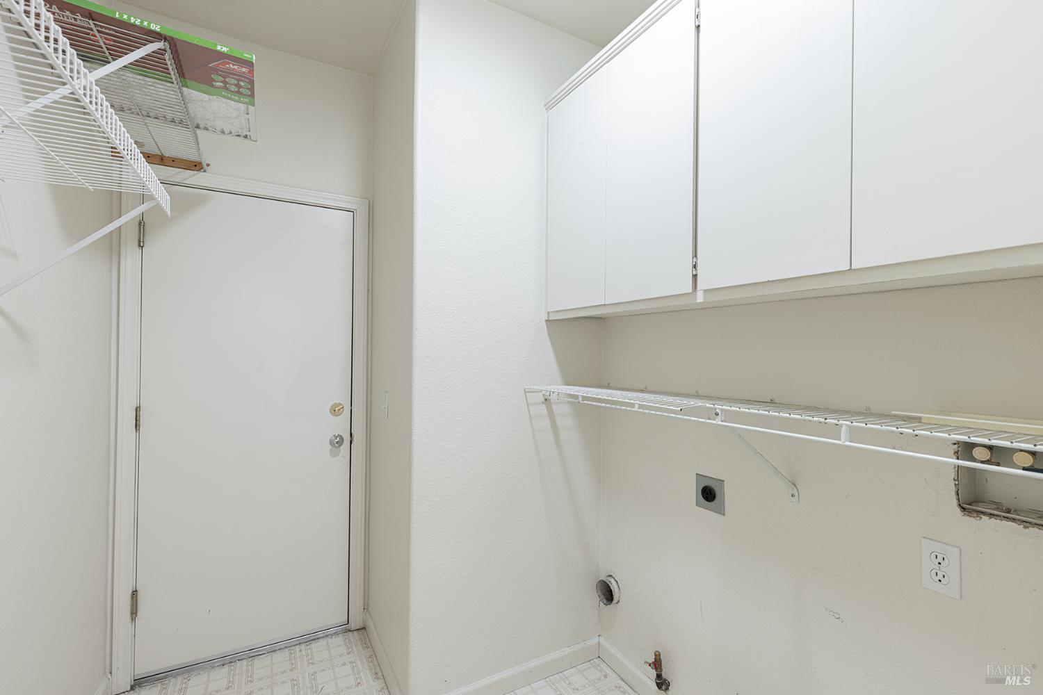 Detail Gallery Image 45 of 50 For 91 S Newport Dr, Napa,  CA 94559 - 3 Beds | 2 Baths