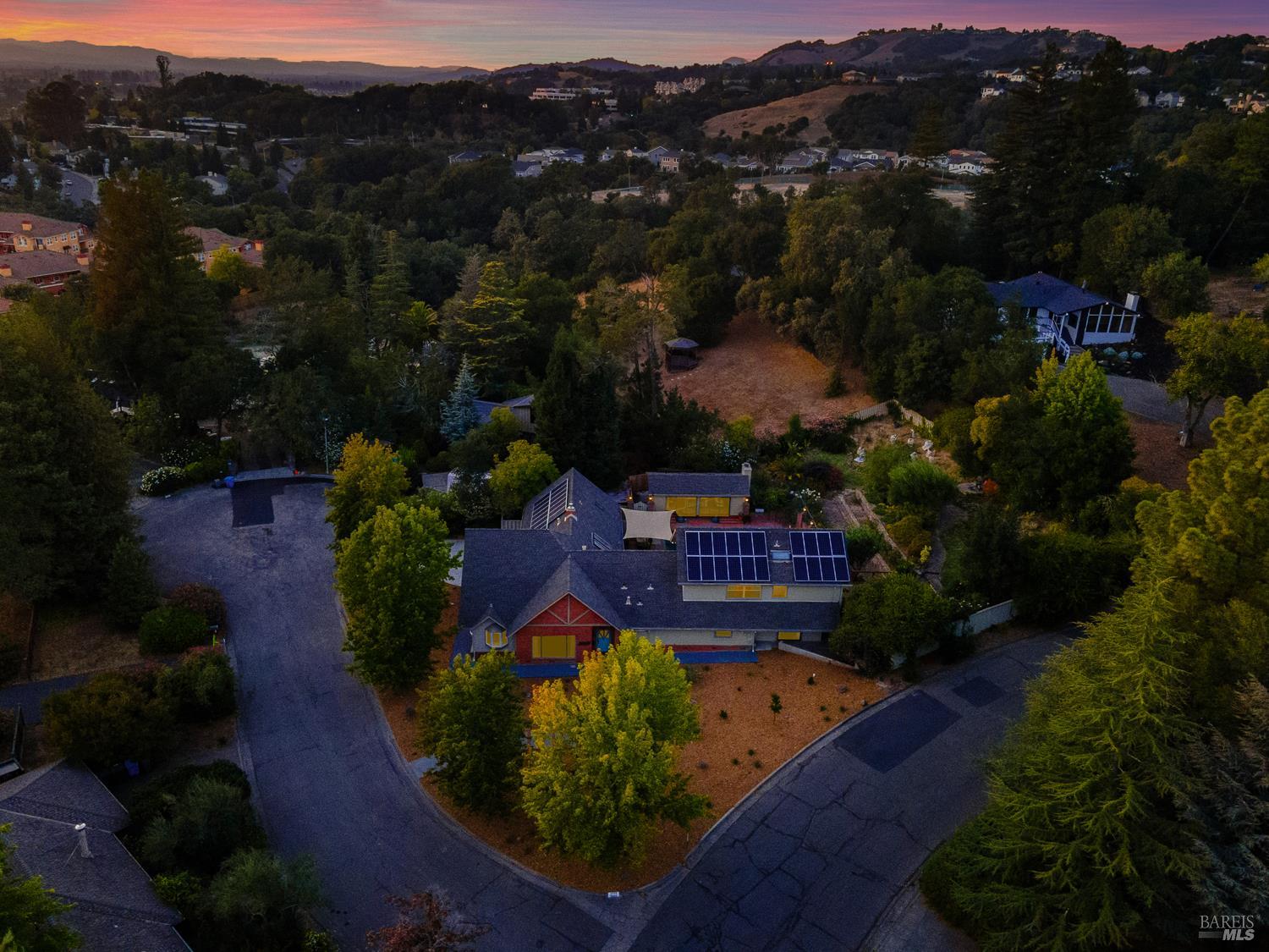 Detail Gallery Image 55 of 58 For 3333 Miraloma Dr, Santa Rosa,  CA 95404 - 4 Beds | 5/1 Baths