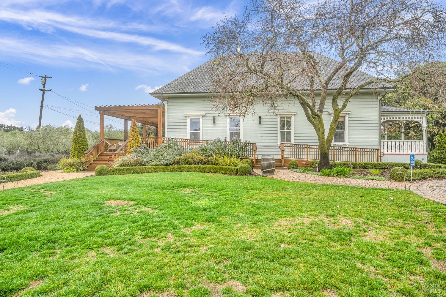 Detail Gallery Image 17 of 38 For 129 Devlin Rd, Napa,  CA 94558 - – Beds | – Baths