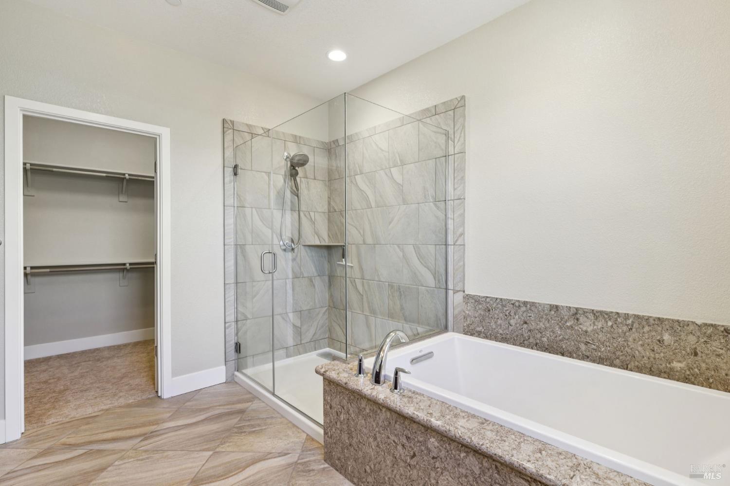 Detail Gallery Image 16 of 33 For 5342 Kelliann Pl, Rohnert Park,  CA 94928 - 4 Beds | 3 Baths