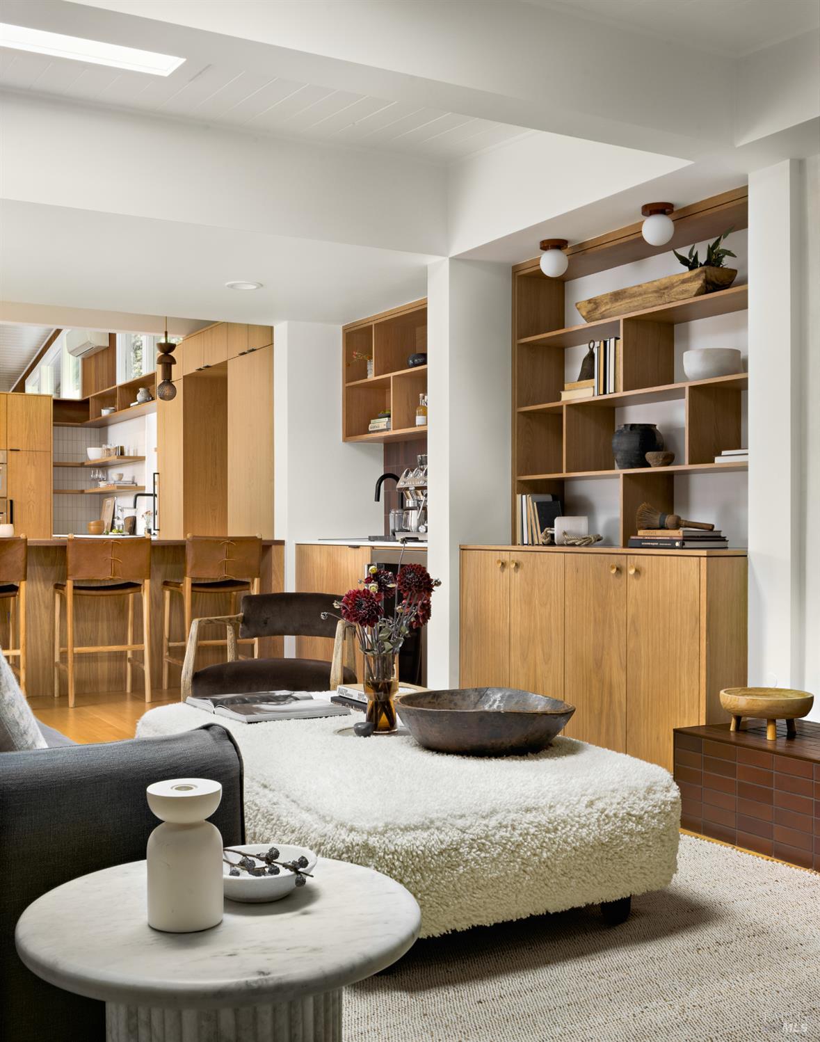 Detail Gallery Image 6 of 53 For 221 S Ridgewood Rd, Kentfield,  CA 94904 - 4 Beds | 3/1 Baths