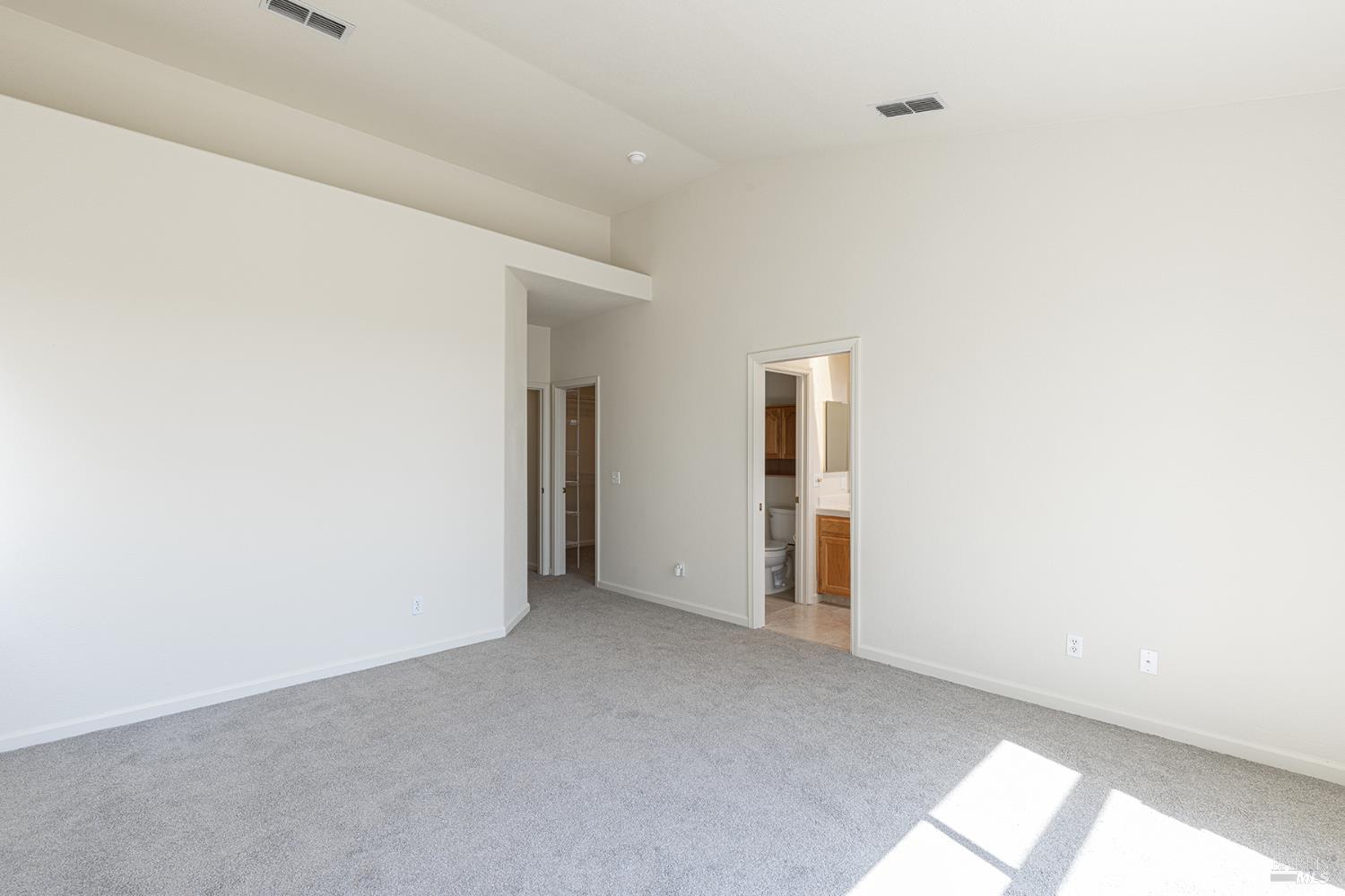 Detail Gallery Image 37 of 50 For 91 S Newport Dr, Napa,  CA 94559 - 3 Beds | 2 Baths