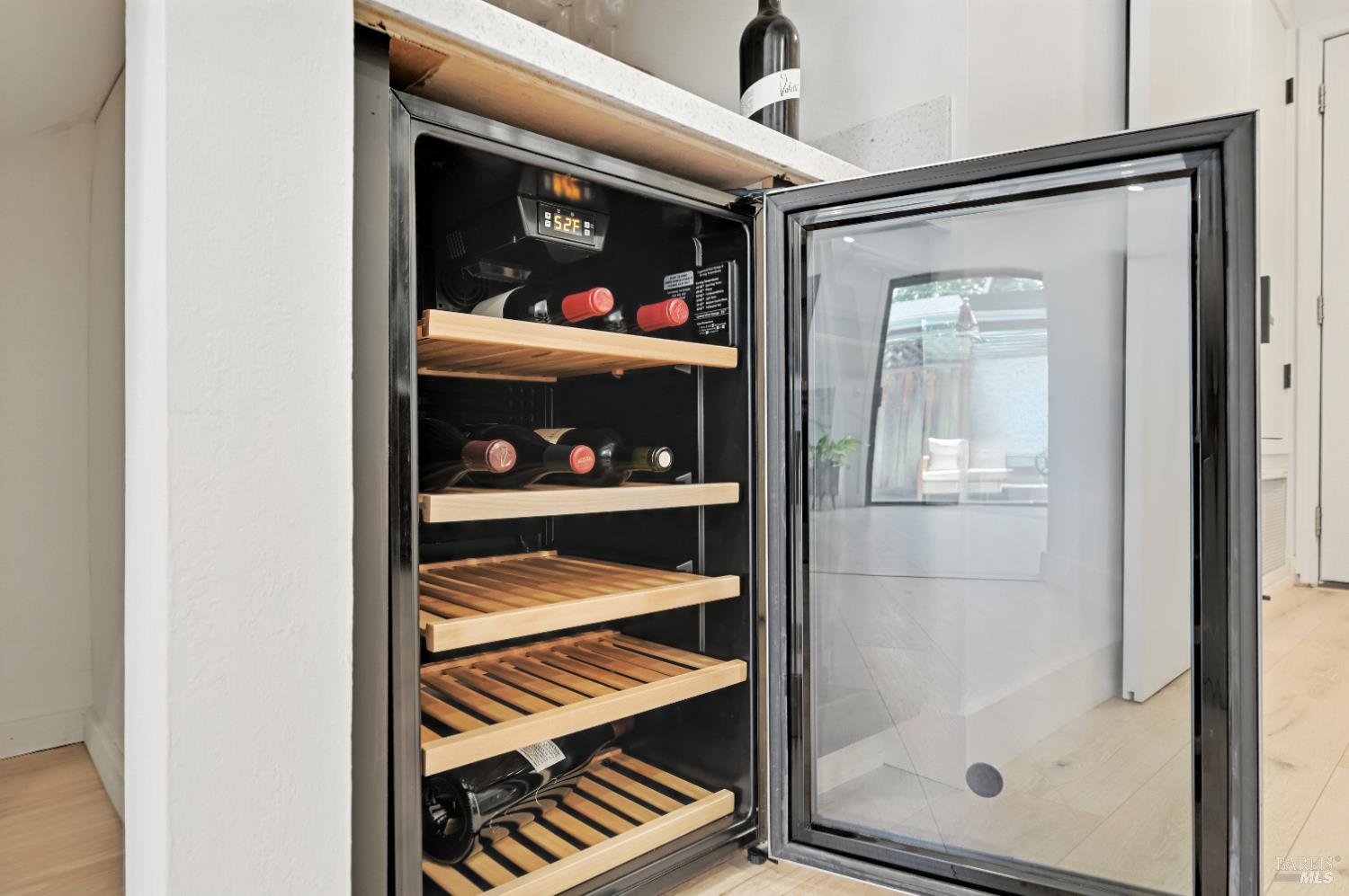 Detail Gallery Image 11 of 38 For 409 North St #7,  Healdsburg,  CA 95448 - 2 Beds | 1/1 Baths