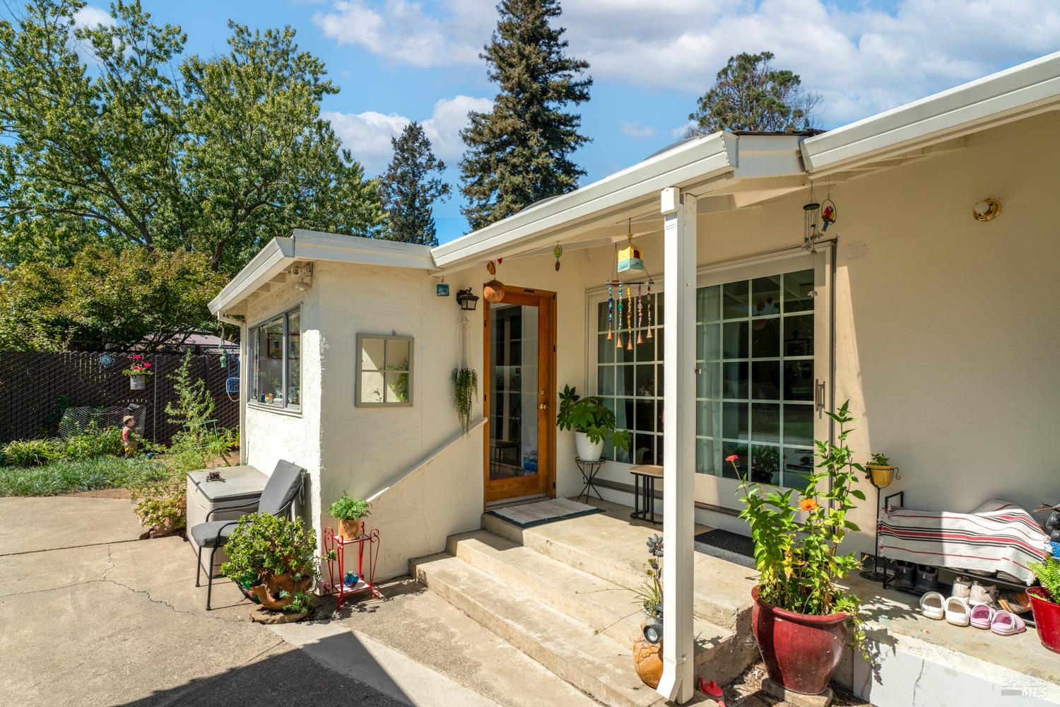 Detail Gallery Image 39 of 51 For 2131 W Pueblo Ave, Napa,  CA 94558 - 3 Beds | 2 Baths