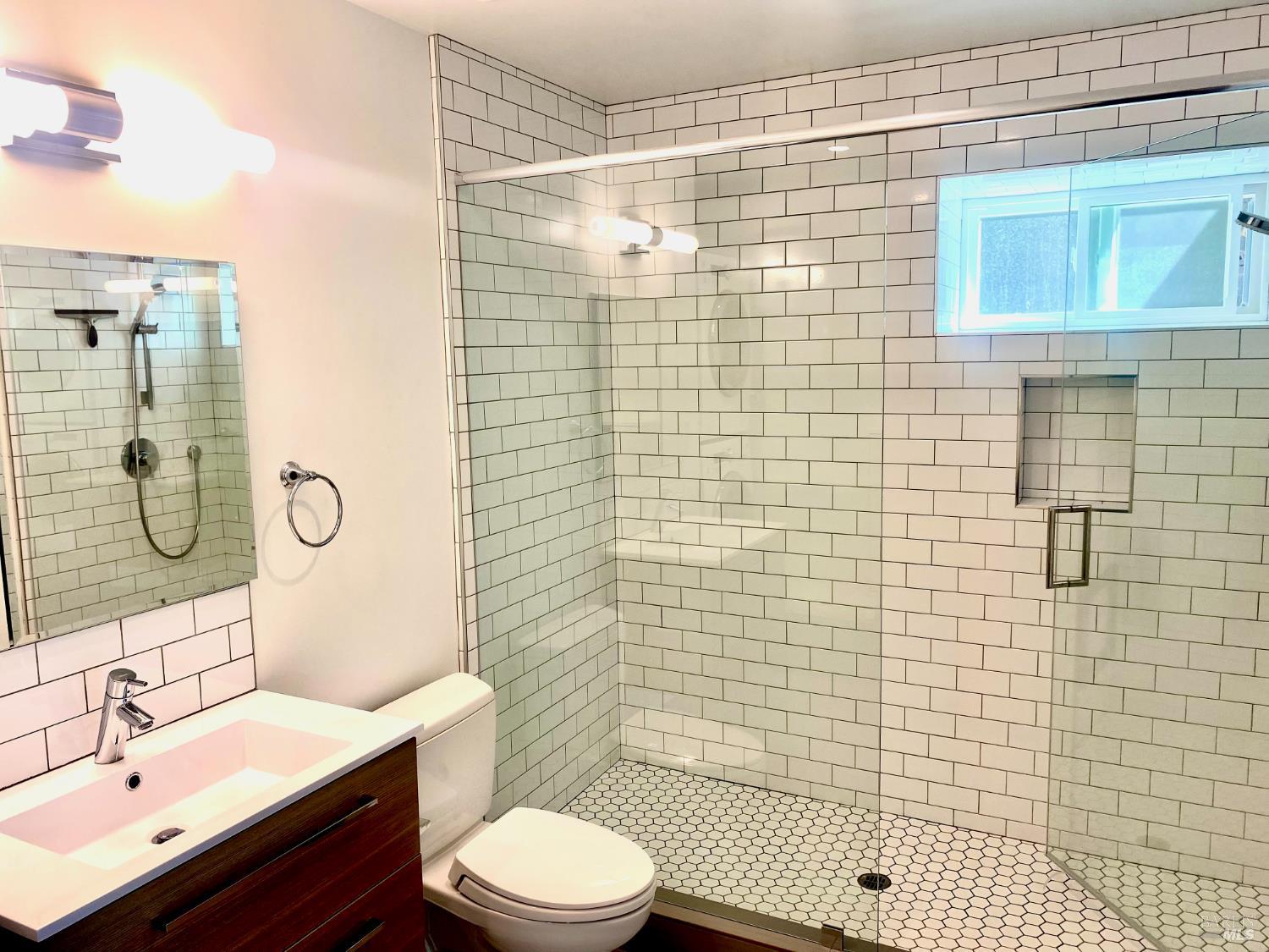 Detail Gallery Image 88 of 91 For 34 Broadview Dr, San Rafael,  CA 94901 - 4 Beds | 4 Baths