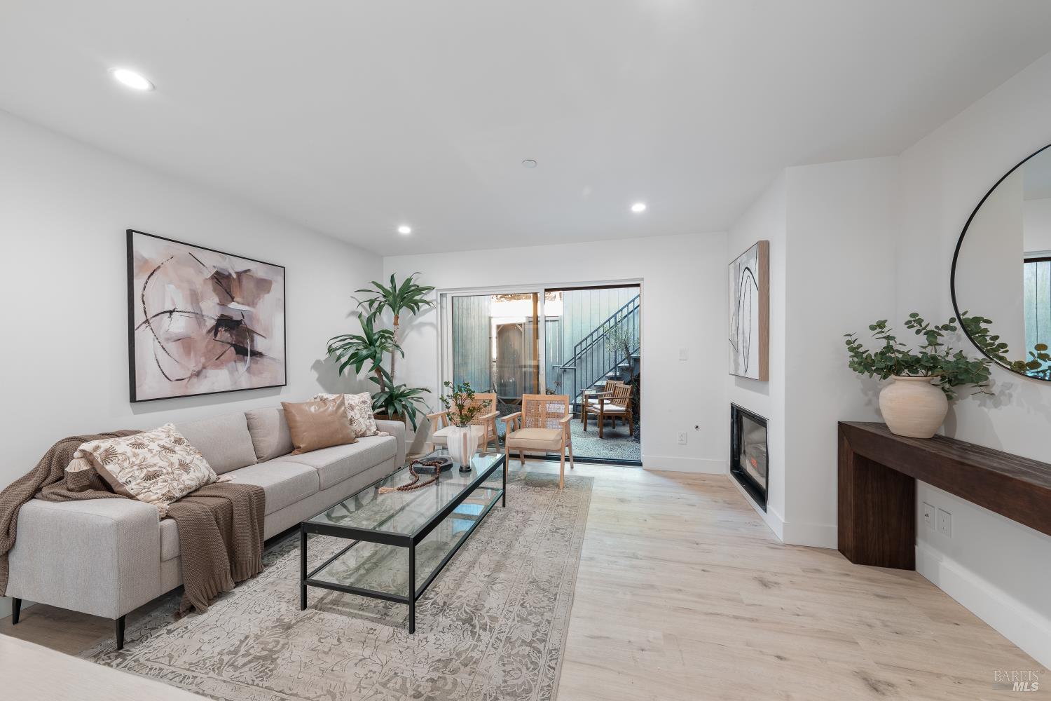 Detail Gallery Image 29 of 47 For 4 Ace Ct, Fairfax,  CA 94930 - 2 Beds | 2/1 Baths