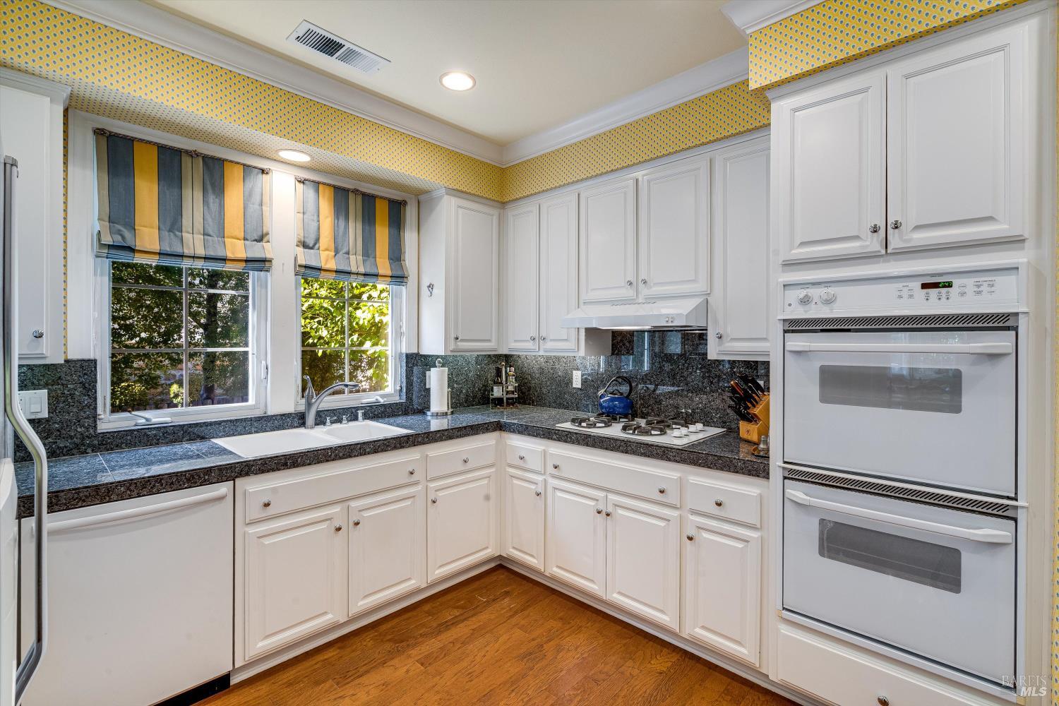 Detail Gallery Image 26 of 61 For 1540 Allyn Ave, Saint Helena,  CA 94574 - 4 Beds | 3 Baths