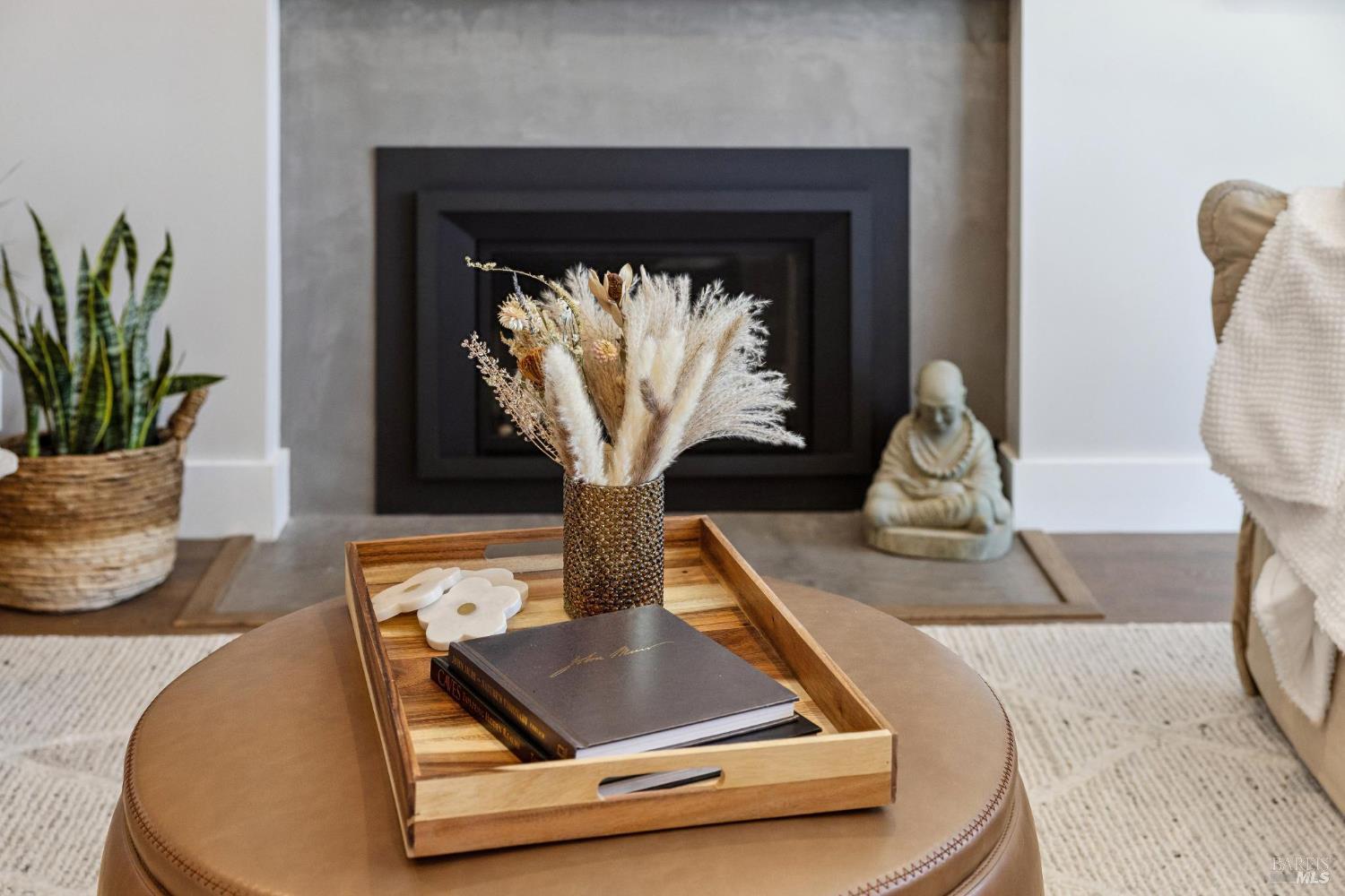 Detail Gallery Image 8 of 91 For 34 Broadview Dr, San Rafael,  CA 94901 - 4 Beds | 4 Baths