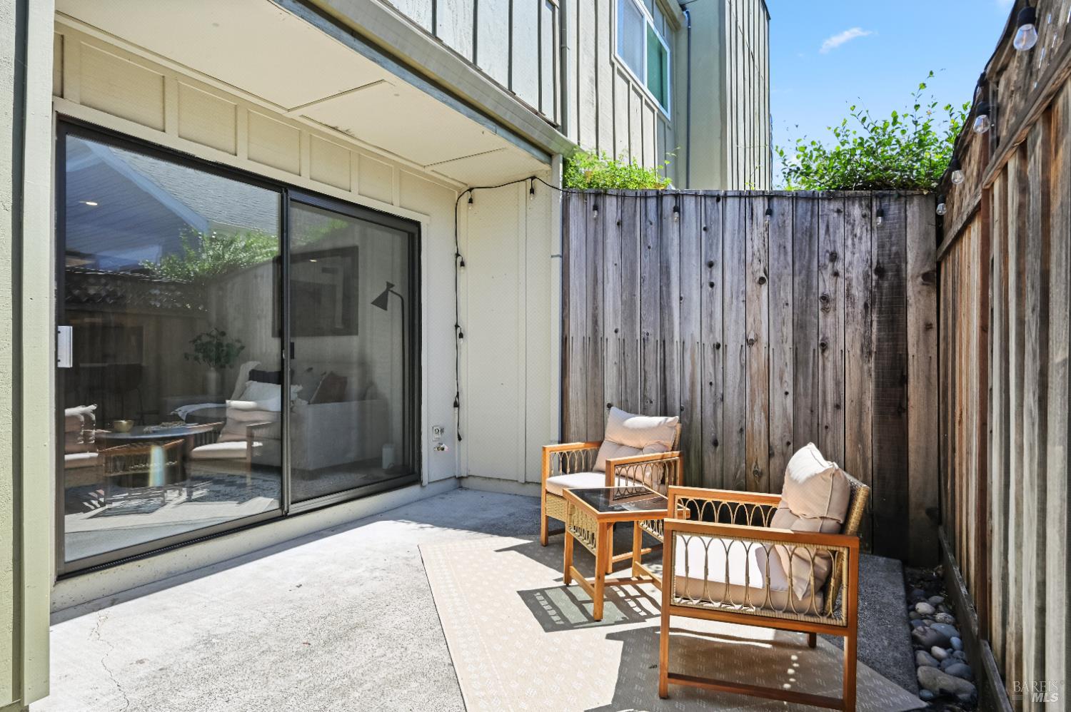 Detail Gallery Image 22 of 38 For 409 North St #7,  Healdsburg,  CA 95448 - 2 Beds | 1/1 Baths