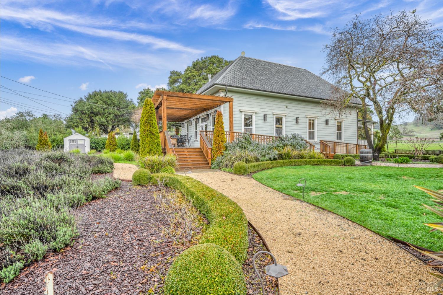 Detail Gallery Image 20 of 38 For 129 Devlin Rd, Napa,  CA 94558 - – Beds | – Baths