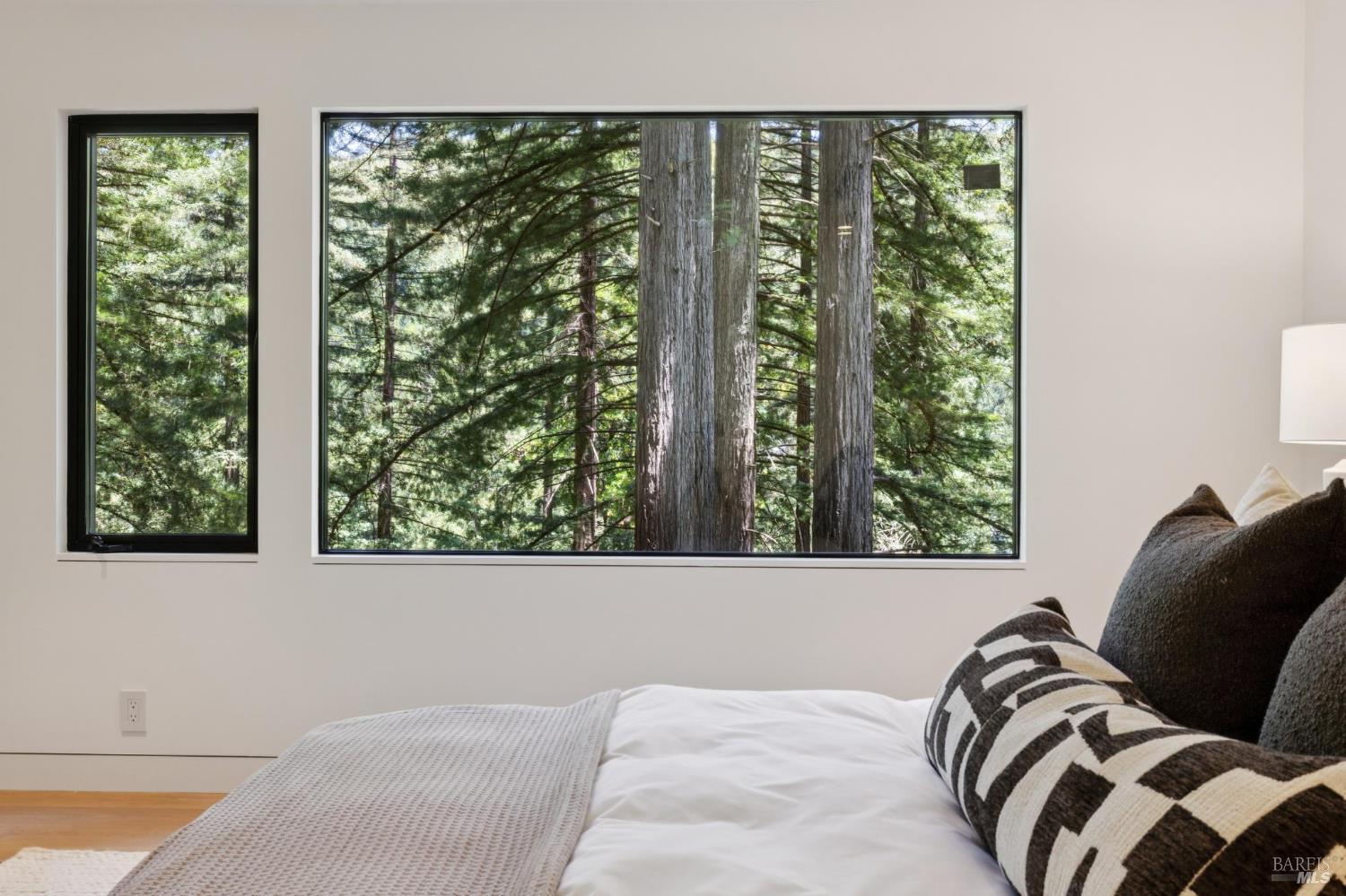 Detail Gallery Image 86 of 91 For 28 Marsh Dr, Mill Valley,  CA 94941 - 6 Beds | 4/1 Baths
