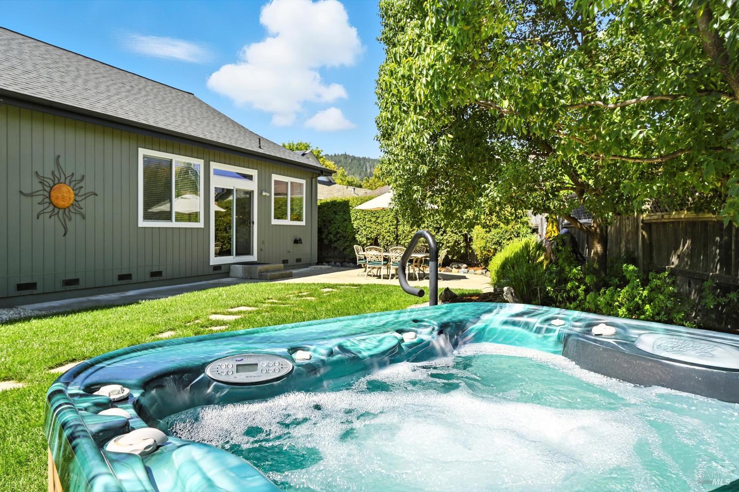 Detail Gallery Image 24 of 32 For 462 Riesling St, Cloverdale,  CA 95425 - 3 Beds | 2 Baths