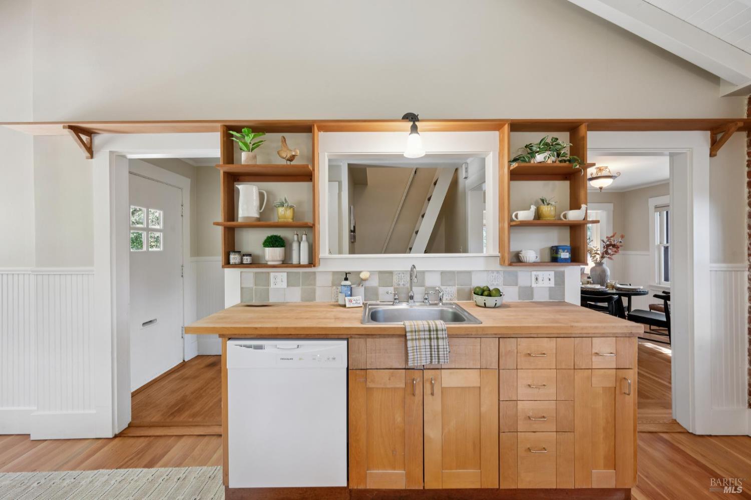 Detail Gallery Image 33 of 52 For 19108 Bay St, El Verano,  CA 95476 - 1 Beds | 1 Baths