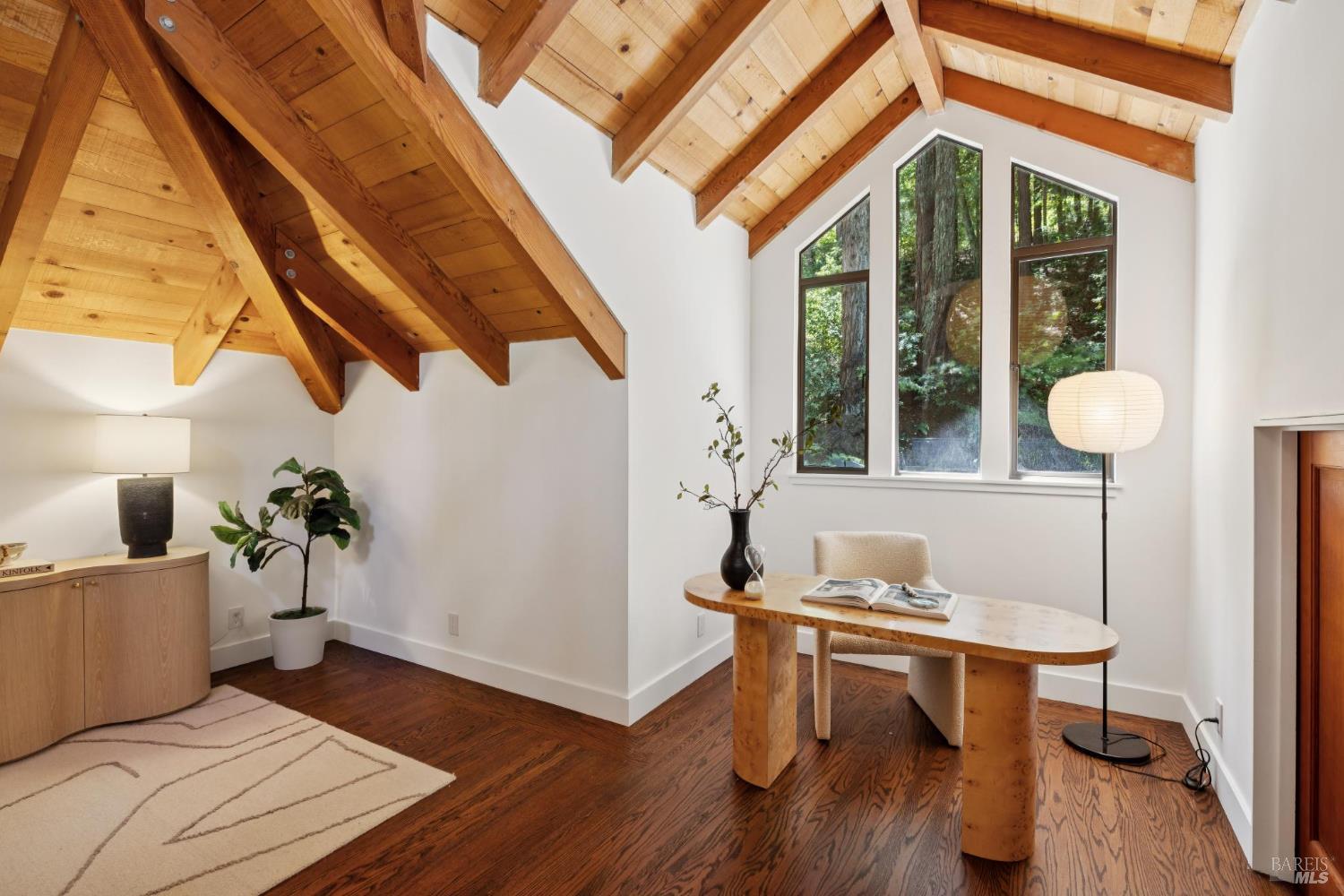Detail Gallery Image 37 of 91 For 28 Marsh Dr, Mill Valley,  CA 94941 - 6 Beds | 4/1 Baths