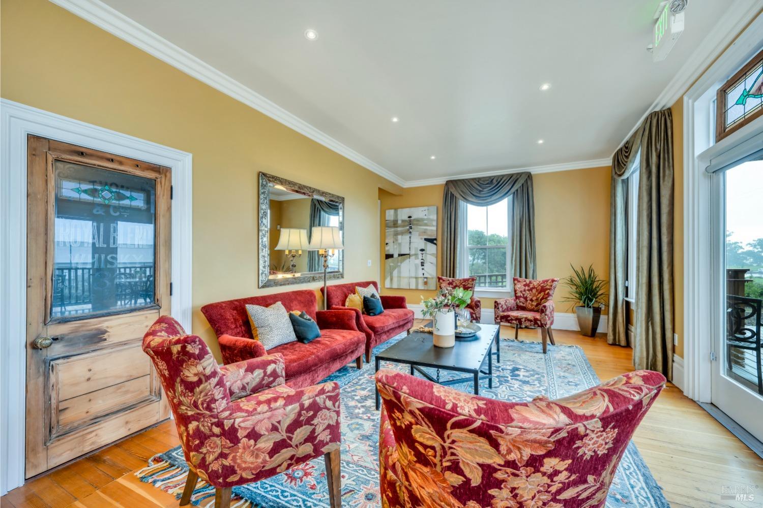 Detail Gallery Image 7 of 38 For 129 Devlin Rd, Napa,  CA 94558 - – Beds | – Baths