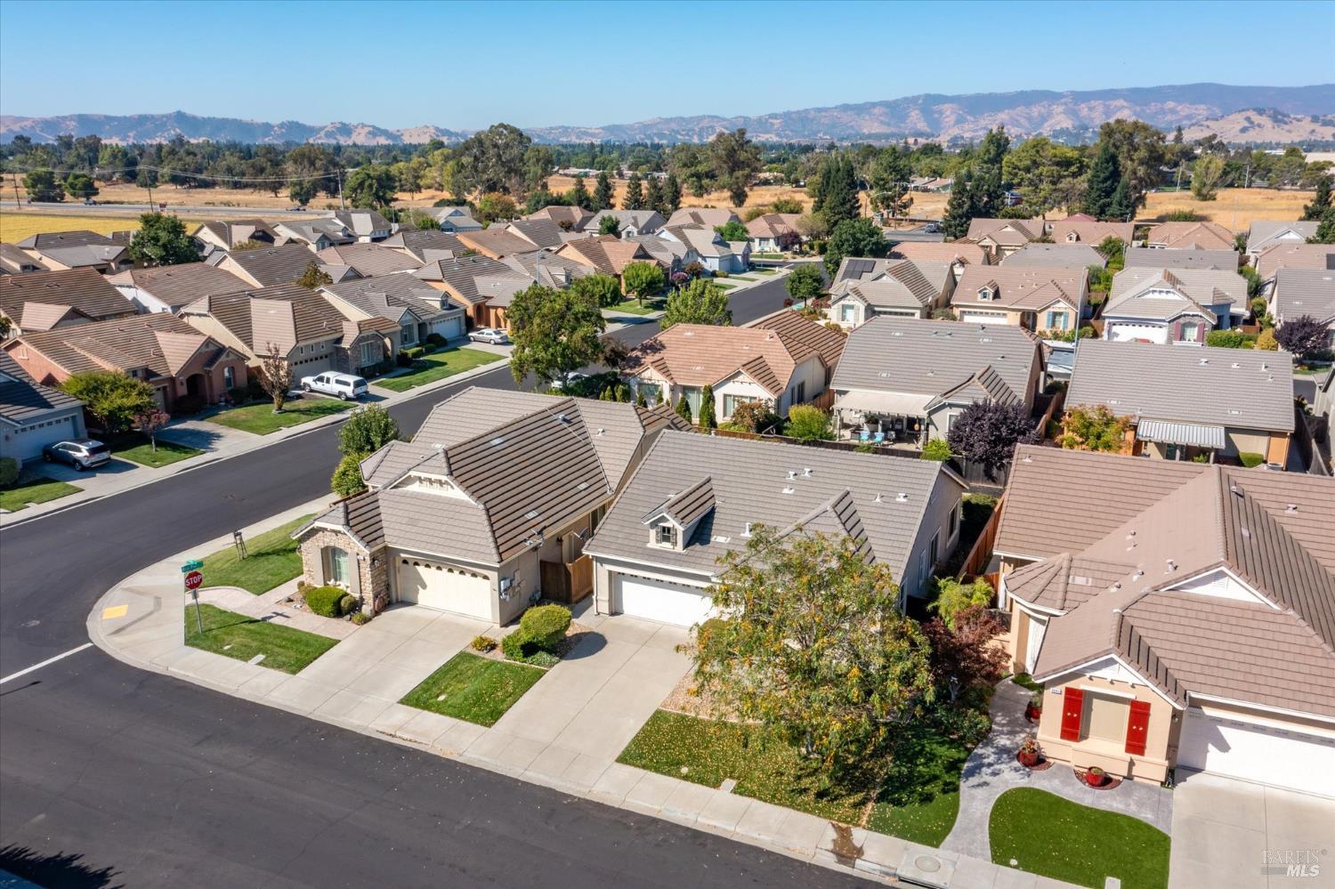 Detail Gallery Image 39 of 44 For 3091 Red Maple Ct, Vacaville,  CA 95687 - 2 Beds | 2 Baths