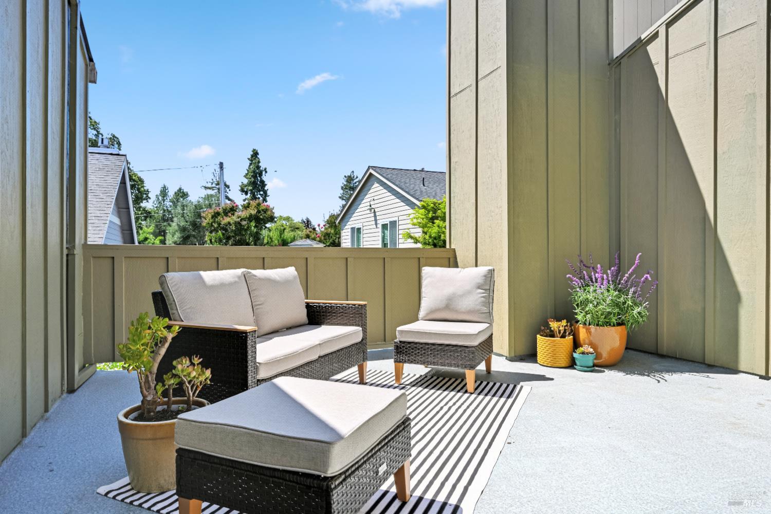 Detail Gallery Image 35 of 38 For 409 North St #7,  Healdsburg,  CA 95448 - 2 Beds | 1/1 Baths