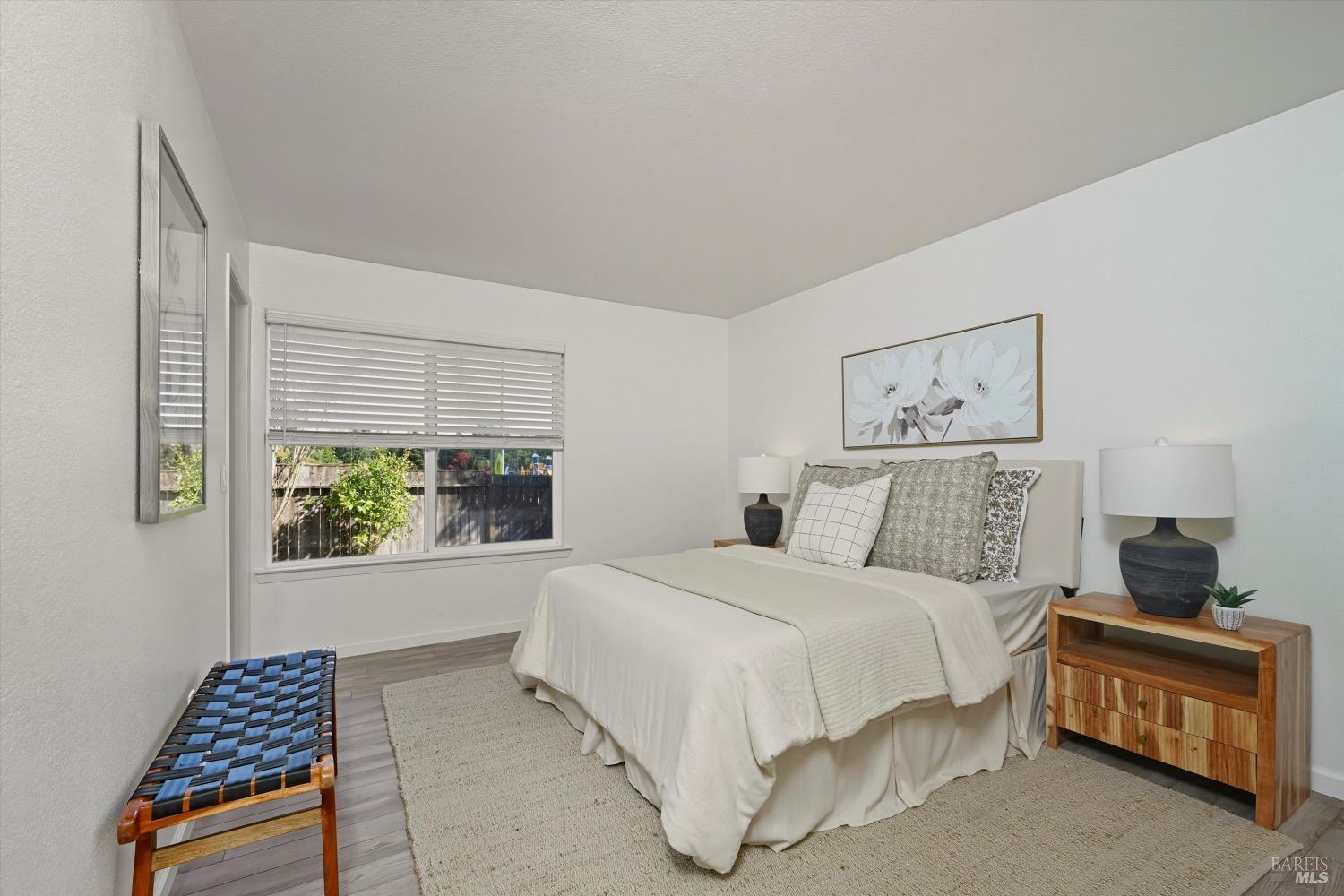 Detail Gallery Image 21 of 32 For 1140 Emily Ave, Rohnert Park,  CA 94928 - 3 Beds | 2 Baths