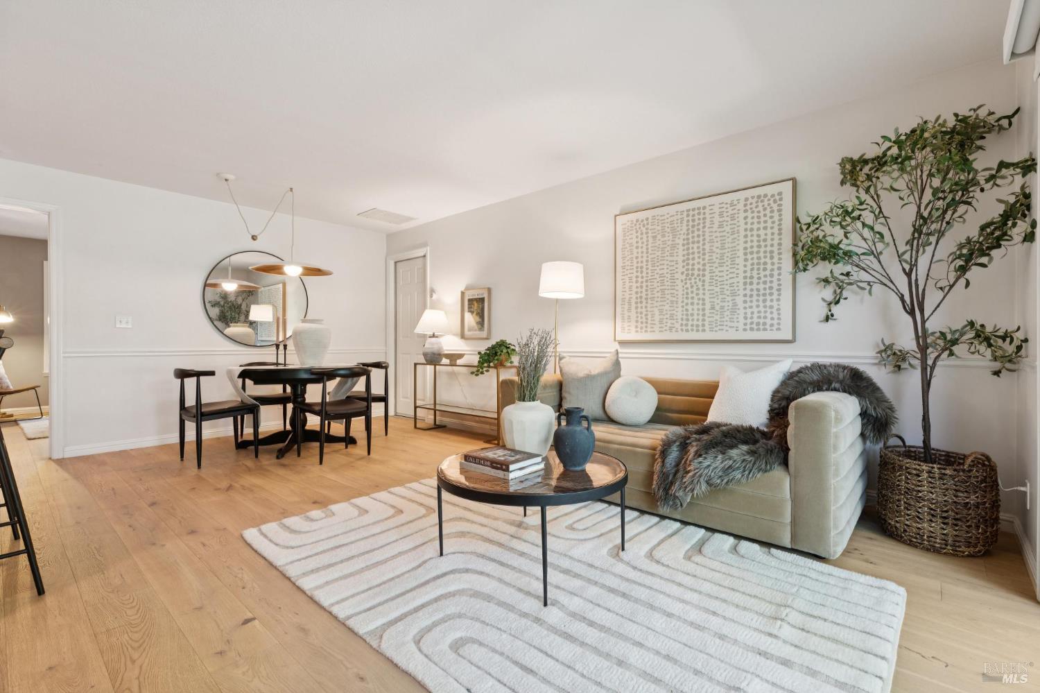 Detail Gallery Image 7 of 52 For 775 Miller Ave, Mill Valley,  CA 94941 - 1 Beds | 1 Baths