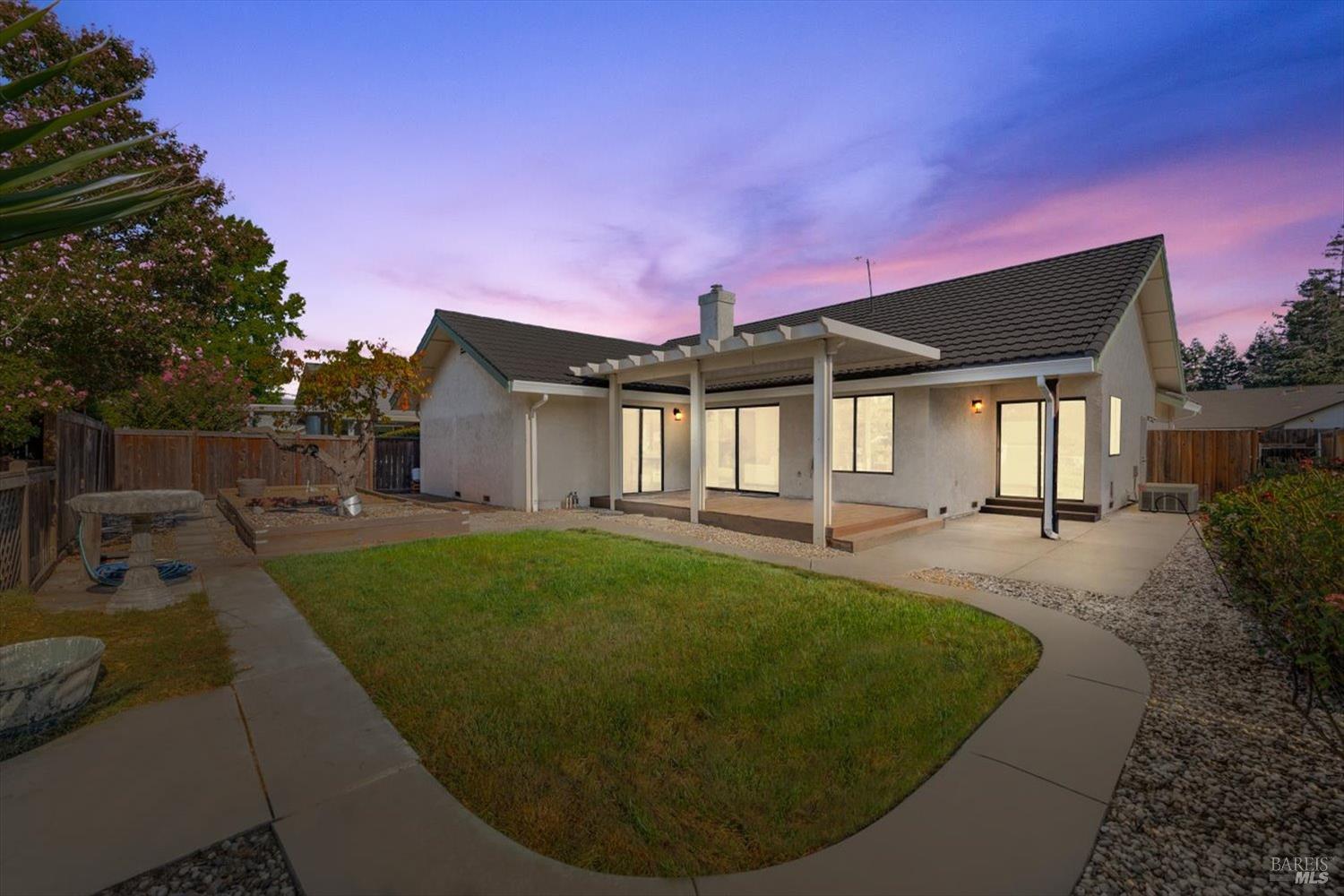 Detail Gallery Image 48 of 49 For 107 Inyo Ct, Vacaville,  CA 95687 - 3 Beds | 2 Baths