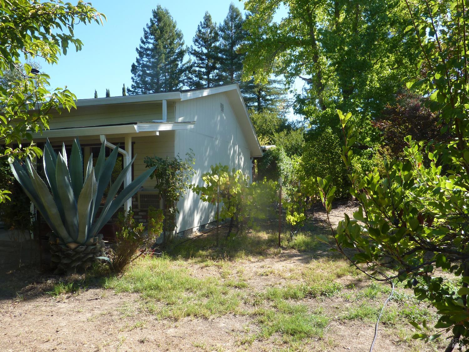 Detail Gallery Image 21 of 31 For 548 Milani Dr, Ukiah,  CA 95482 - 2 Beds | 1 Baths