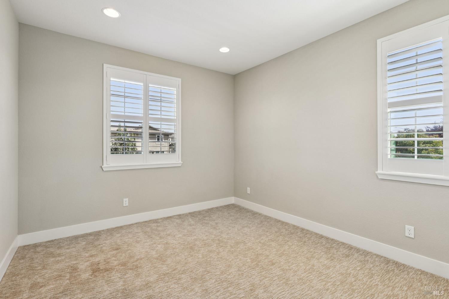 Detail Gallery Image 21 of 33 For 5342 Kelliann Pl, Rohnert Park,  CA 94928 - 4 Beds | 3 Baths