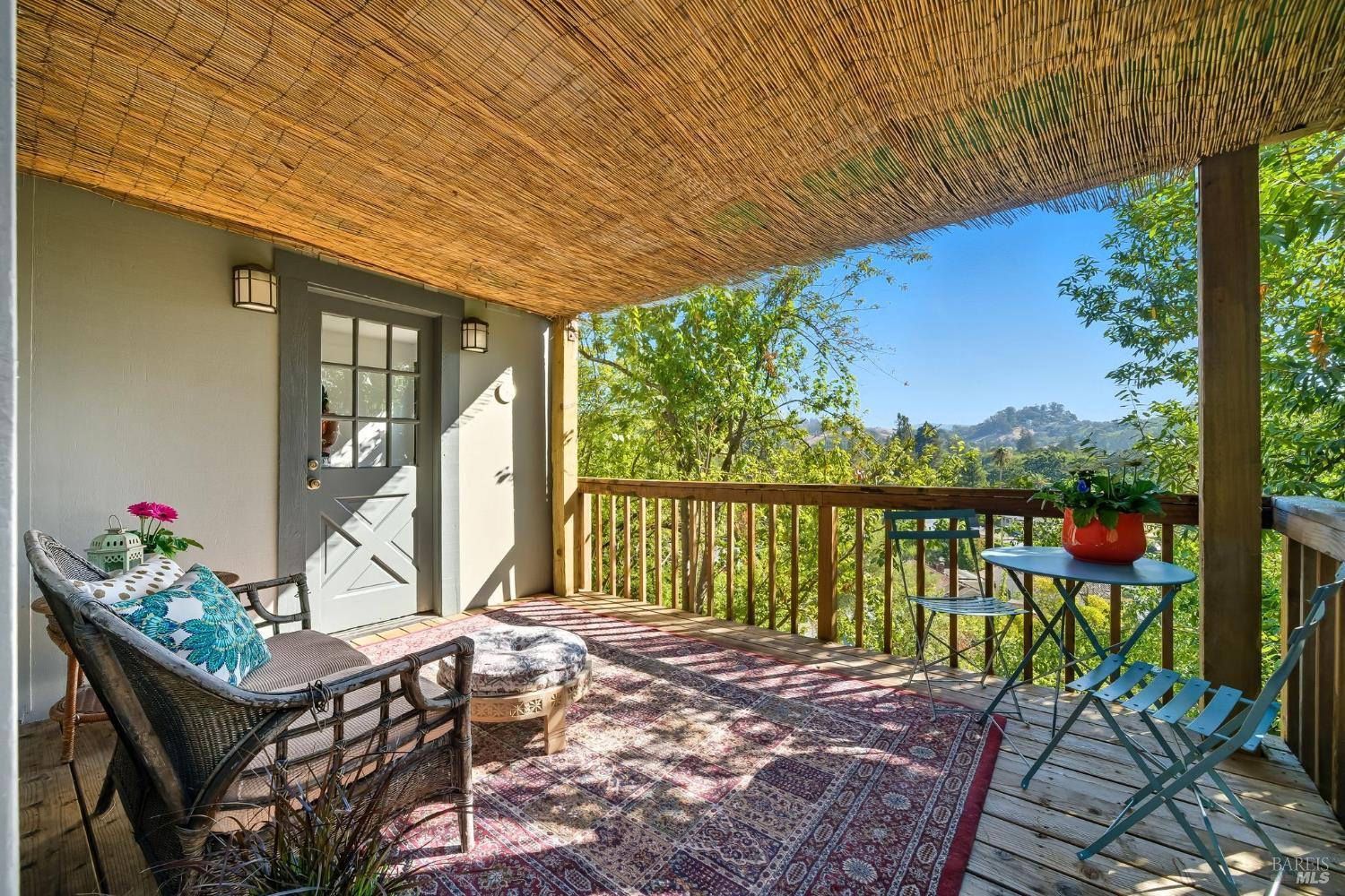 Detail Gallery Image 32 of 43 For 53 Foothill Rd, San Anselmo,  CA 94960 - 3 Beds | 2 Baths