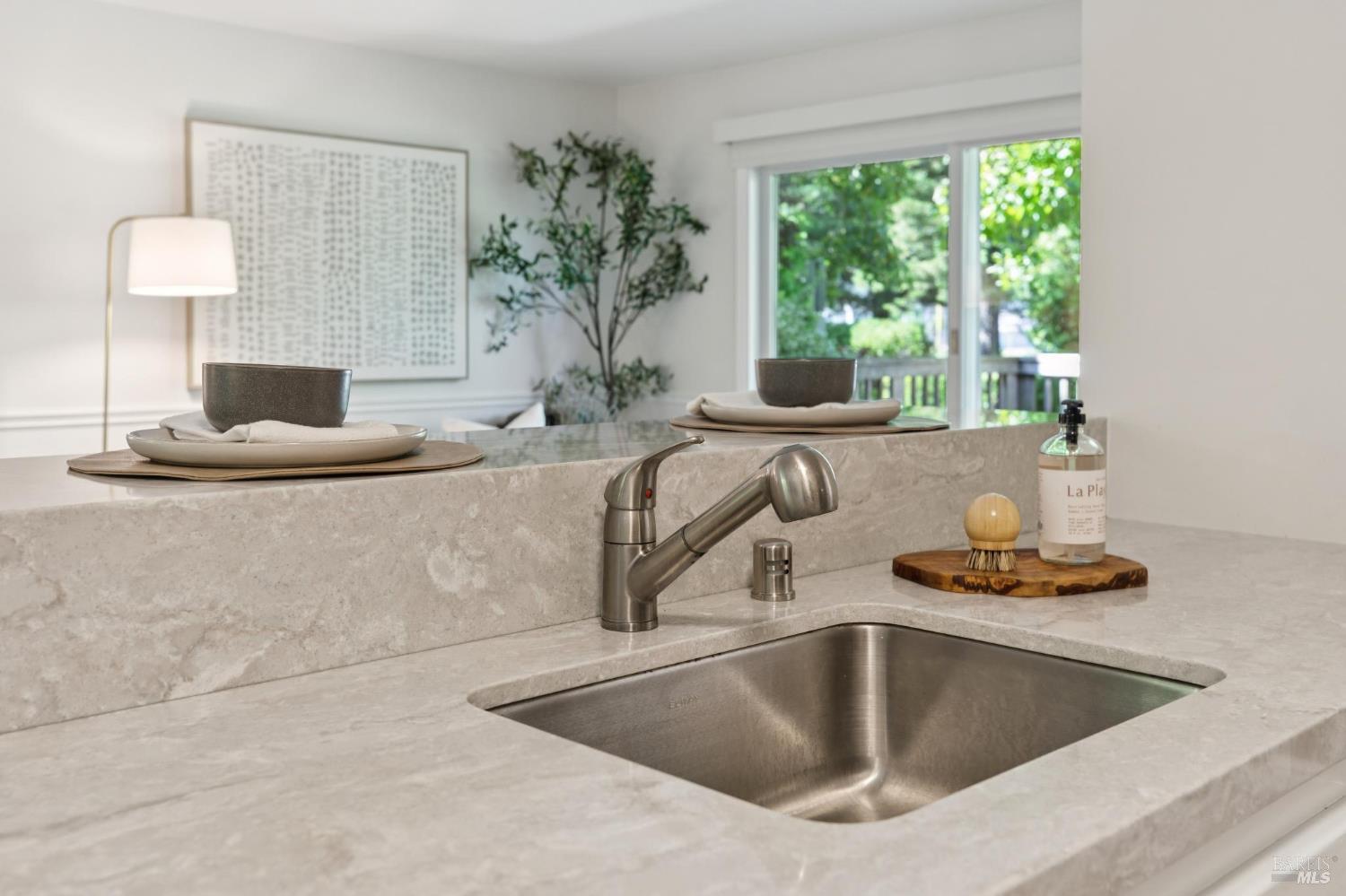 Detail Gallery Image 23 of 52 For 775 Miller Ave, Mill Valley,  CA 94941 - 1 Beds | 1 Baths