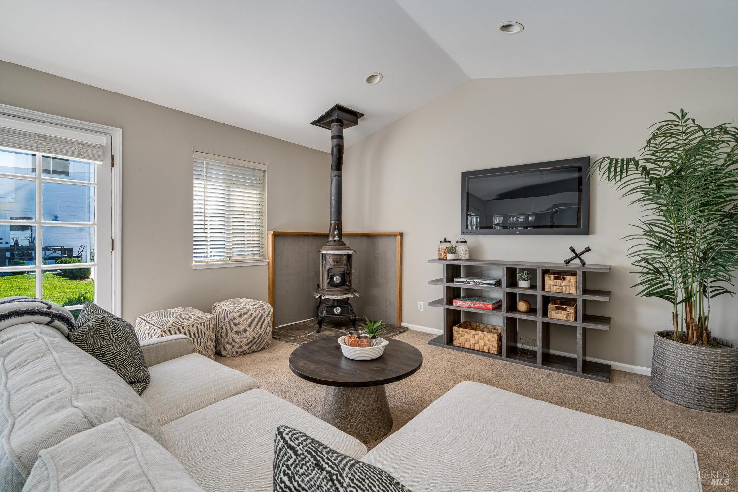 Detail Gallery Image 35 of 50 For 835 Knight St, Sonoma,  CA 95476 - 5 Beds | 4 Baths