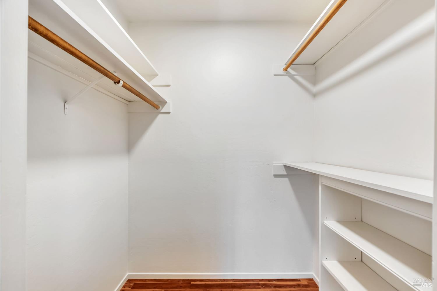 Detail Gallery Image 23 of 41 For 8 Riviera Pl, San Rafael,  CA 94901 - 3 Beds | 2 Baths