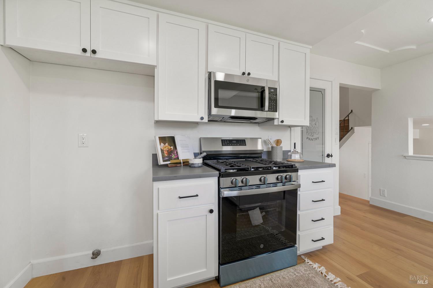 Detail Gallery Image 20 of 56 For 118 Salinas Dr, Vacaville,  CA 95688 - 4 Beds | 2/1 Baths