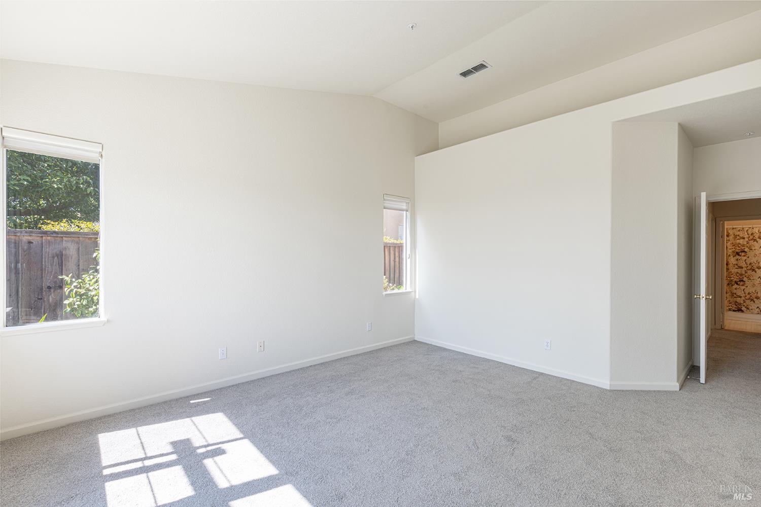 Detail Gallery Image 35 of 50 For 91 S Newport Dr, Napa,  CA 94559 - 3 Beds | 2 Baths