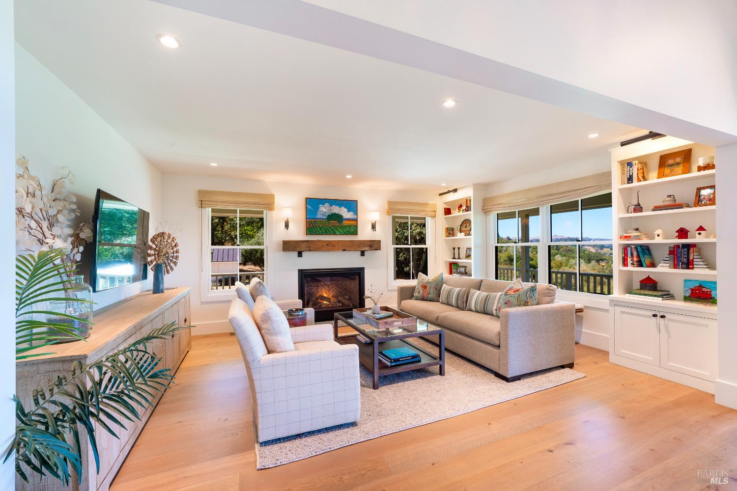 Detail Gallery Image 10 of 55 For 6317 W Dry Creek Rd, Healdsburg,  CA 95448 - 3 Beds | 3/1 Baths