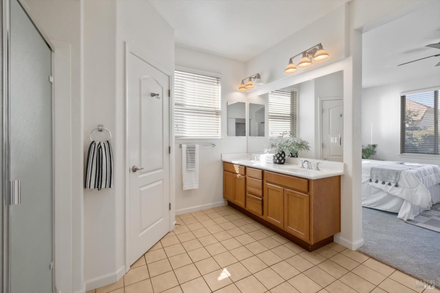 Detail Gallery Image 19 of 44 For 3091 Red Maple Ct, Vacaville,  CA 95687 - 2 Beds | 2 Baths